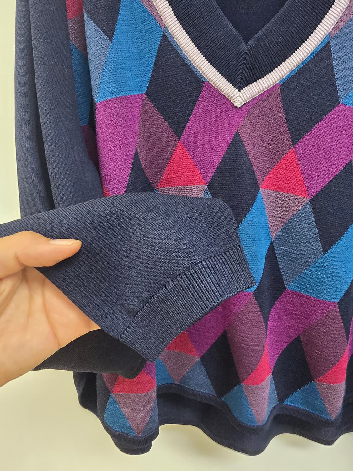 제이린드버그 22년 아만다 간절기 니트 상품이미지5