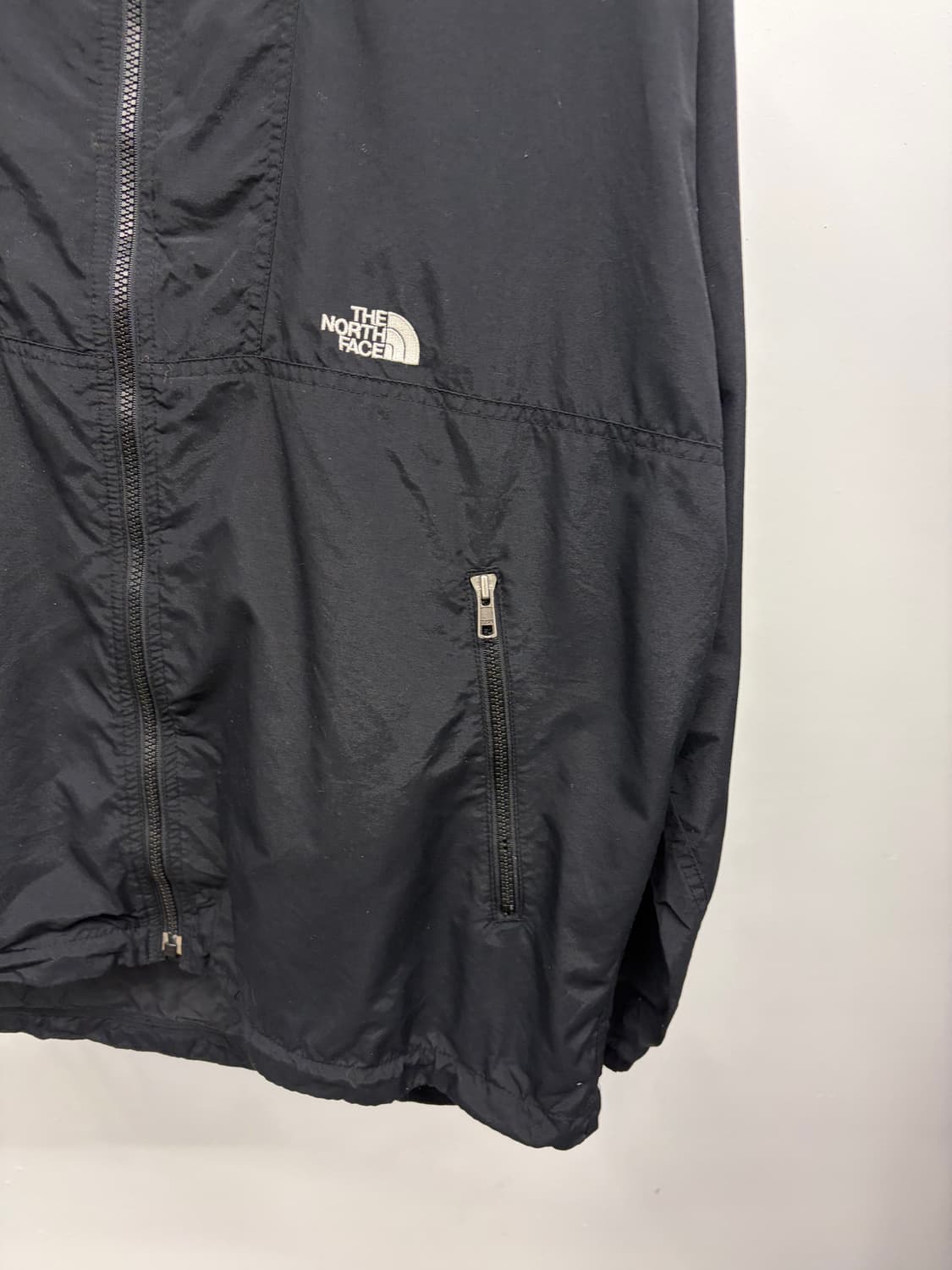 (105) 노스페이스 미드 미들 로고 집업 바람막이 윈드브레이커 상품이미지3