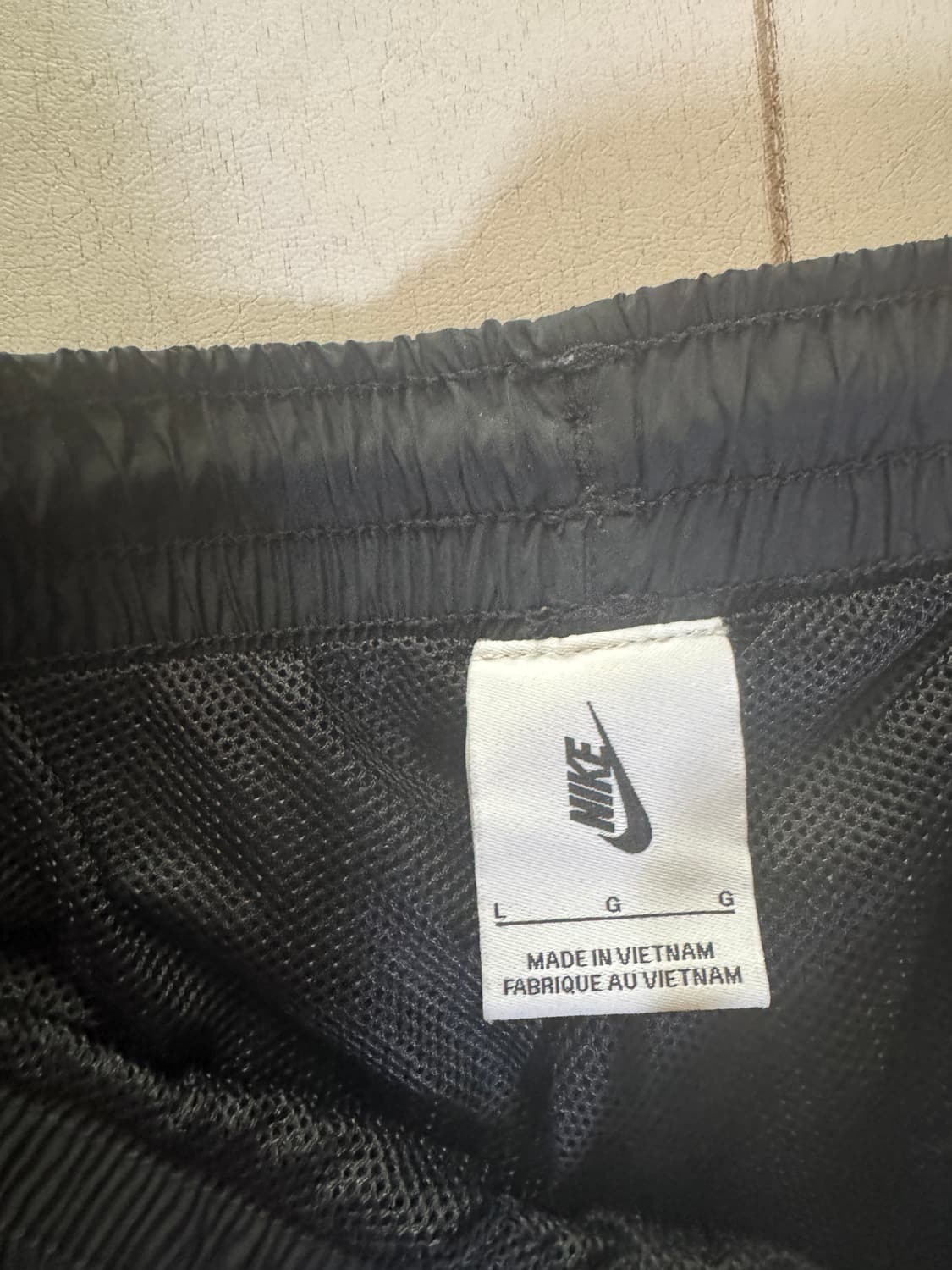 나이키 솔로스우시 트랙팬츠 L 상품이미지3