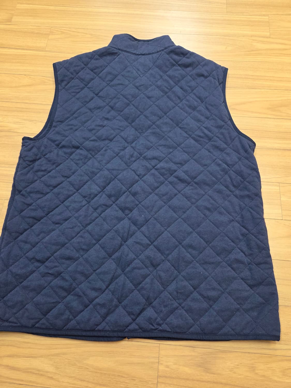 타미힐피거 네이비 퀼팅 조끼 XXL 사이즈입니다. 셔츠나 티셔츠 위에 레 상품이미지2