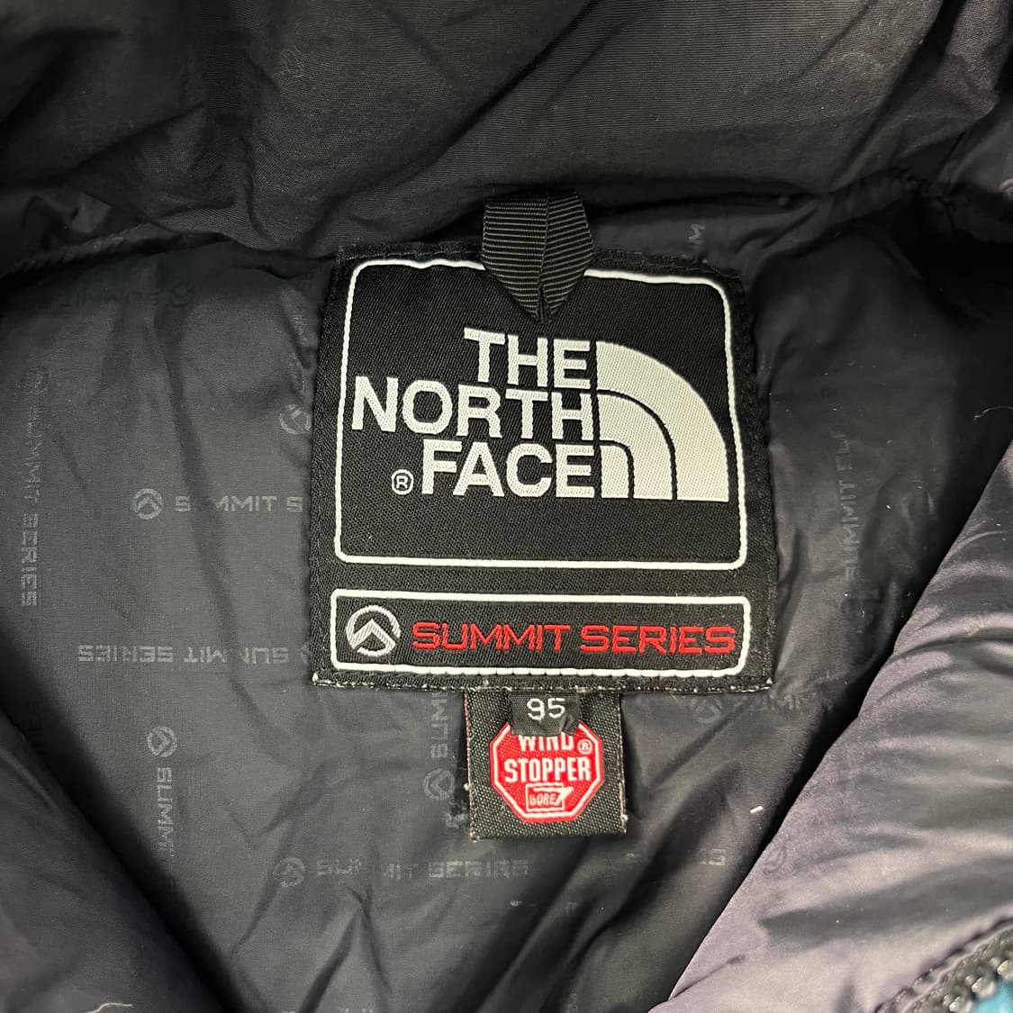 100 노스페이스 서밋시리즈 윈드스토퍼 700 드롭 블루 패딩 상품이미지3