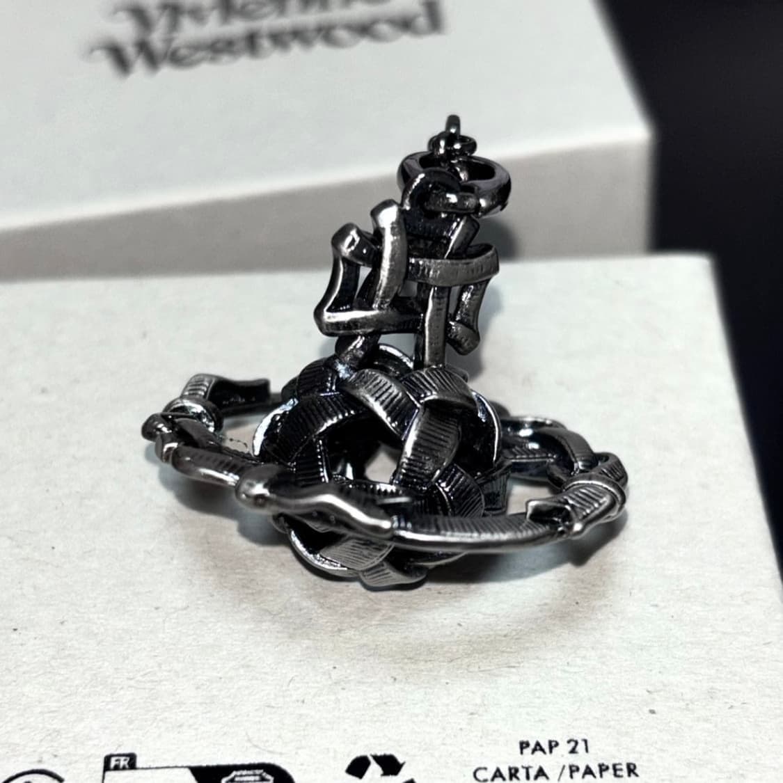 비비안웨스트우드 아카이브 엔틱 황동 orb 팬던트 목걸이 상품이미지6