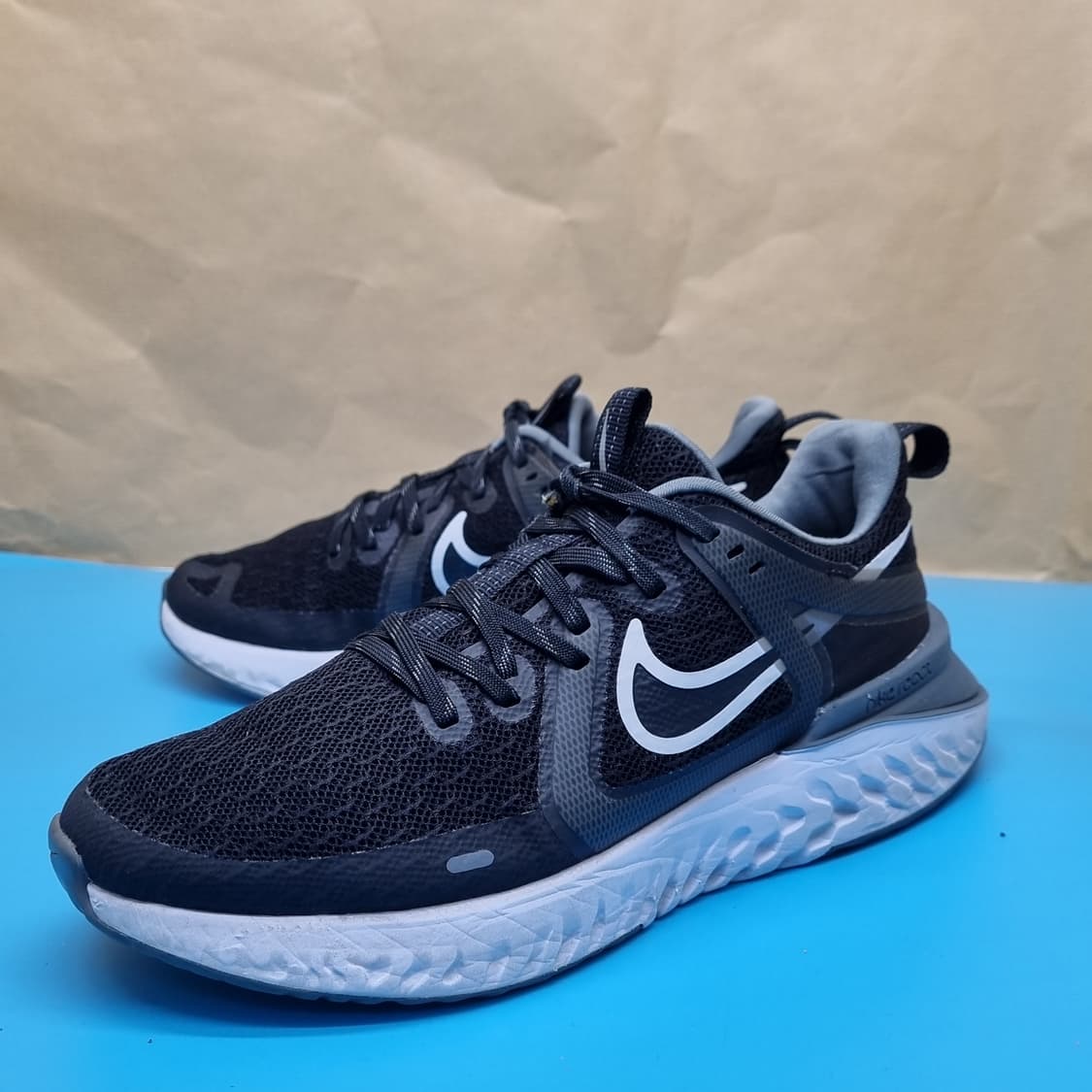 나이키 레전드 리액트2 런닝화240 상품이미지1