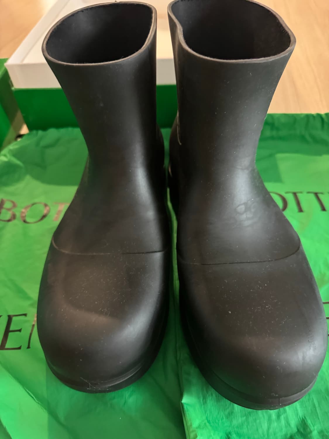 보테가 베네타 퍼들 부츠 블랙 41사이즈 상품이미지2