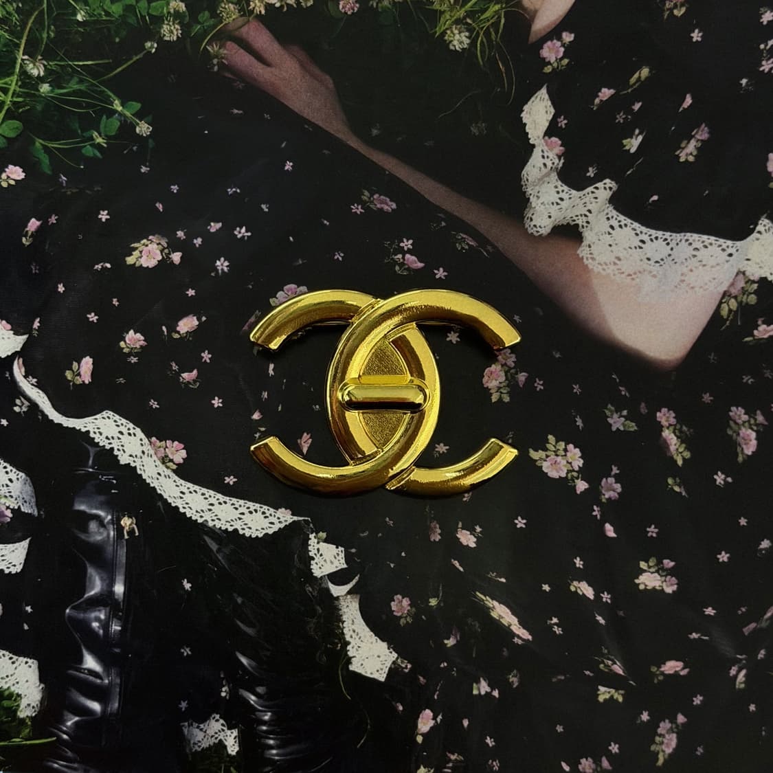 샤넬 클래식 락 CC 빈티지 브로치 상품이미지2