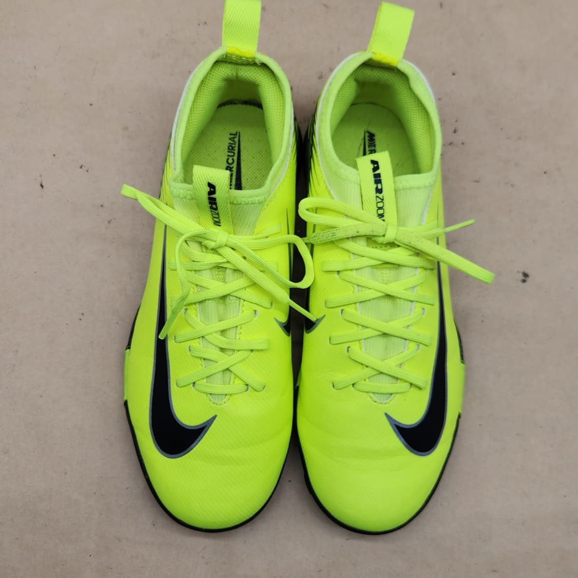 나이키 머큐리얼 베이퍼16 아동풋살화 235 상품이미지2