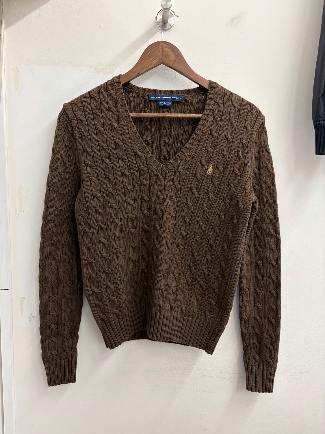 N88. 폴로 브이넥 꽈배기 니트 상품이미지1