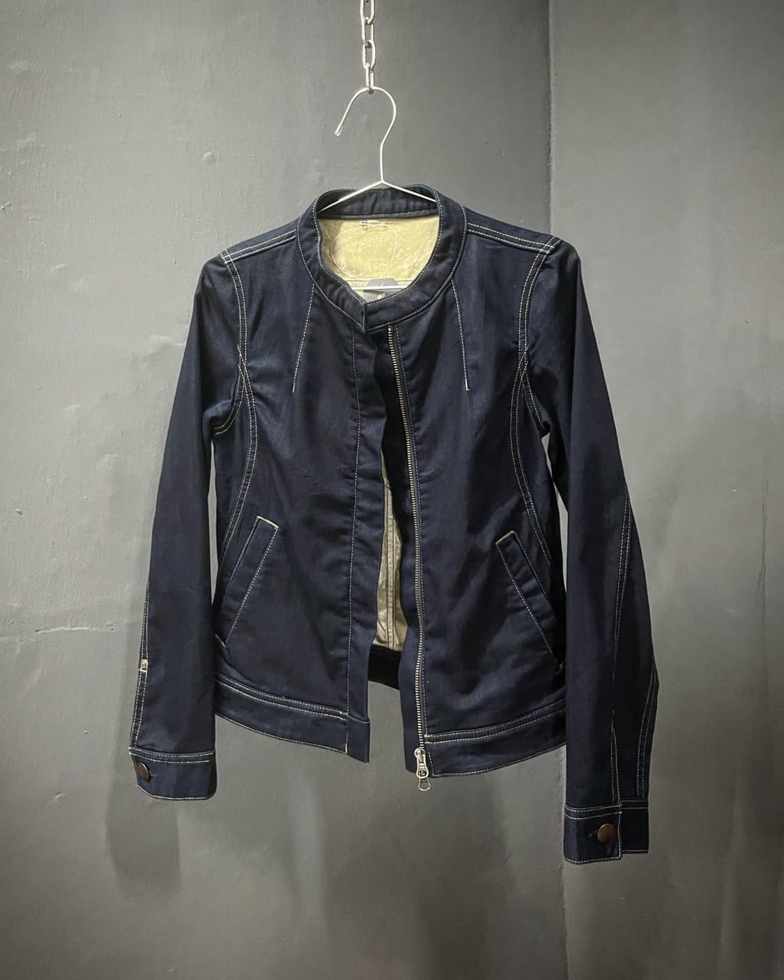 코튼x폴리 투웨이 스티치 디테일 라이더 타입 재킷 상품이미지4