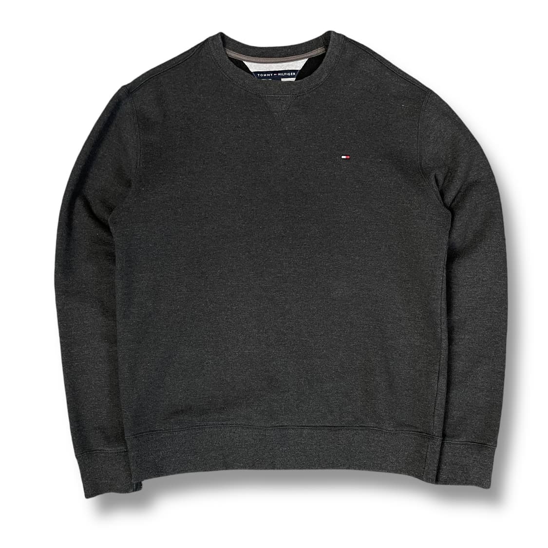타미힐피거 다크그레이 베이직 맨투맨 스웻셔츠 상품이미지1