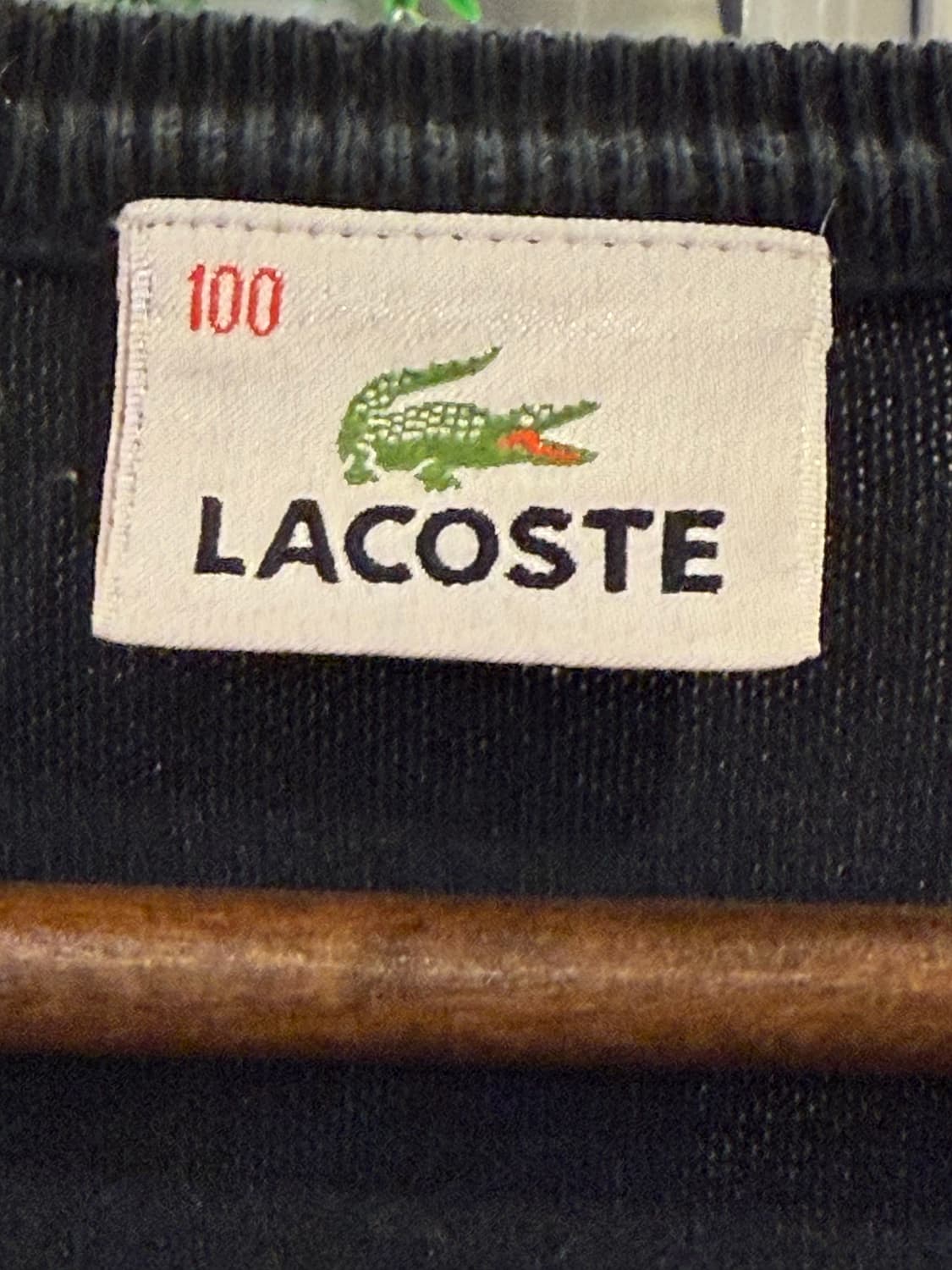 라코스테 블랙 브이넥 니트조끼 상품이미지3