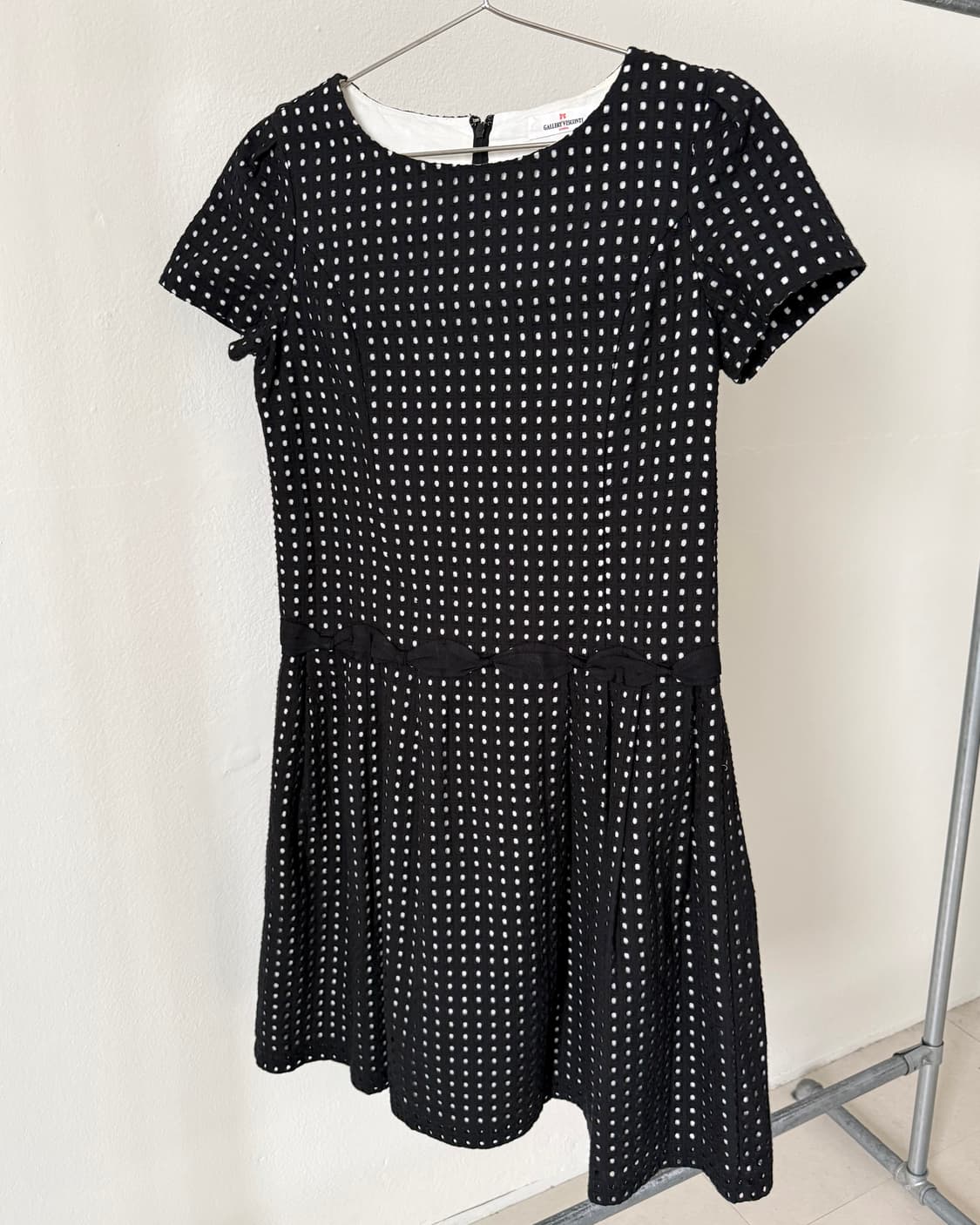 빈티지 펀칭 원피스 상품이미지1