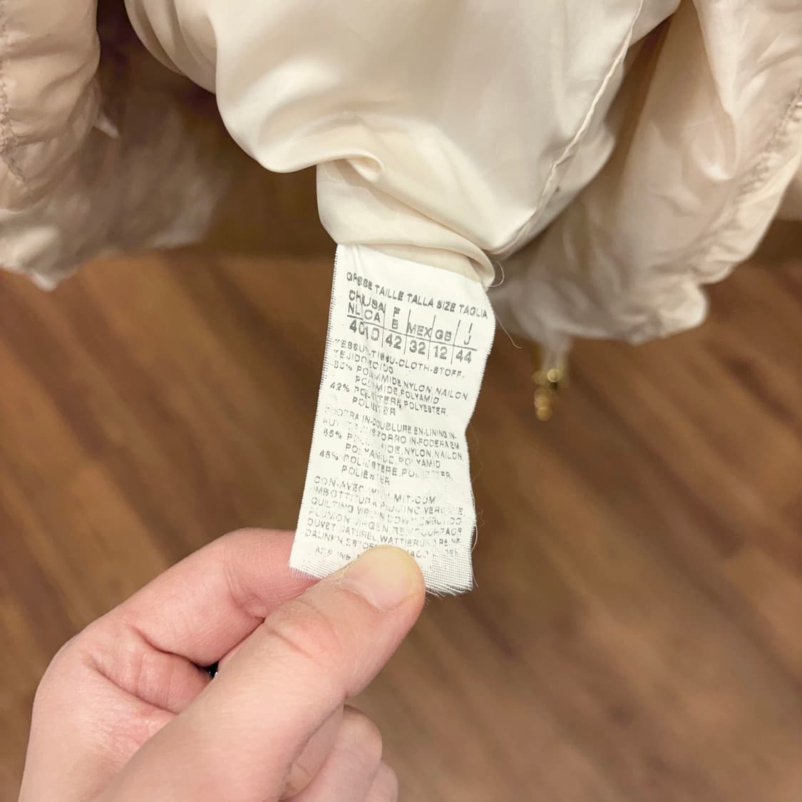 막스마라 위켄드 하프 패딩 코트 퍼 트리밍 백 스트랩 디테일 아이보리 상품이미지7