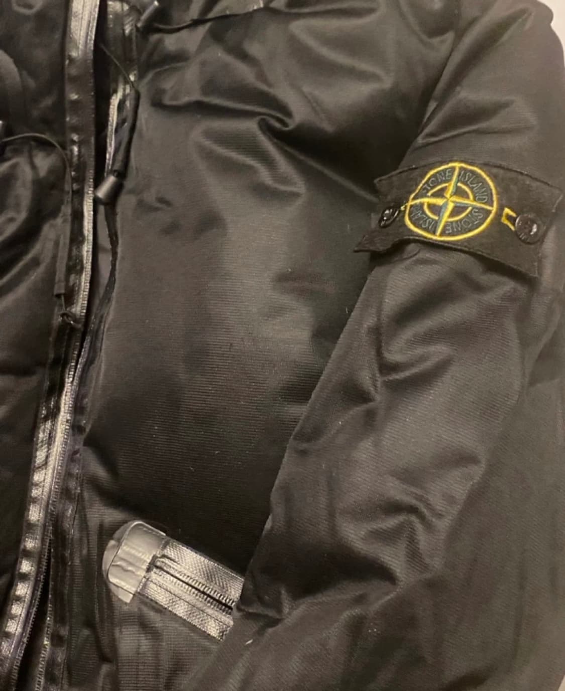 [정품] 스톤아일랜드 한정판 나일론 프리미엄 패딩 네고X 상품이미지3