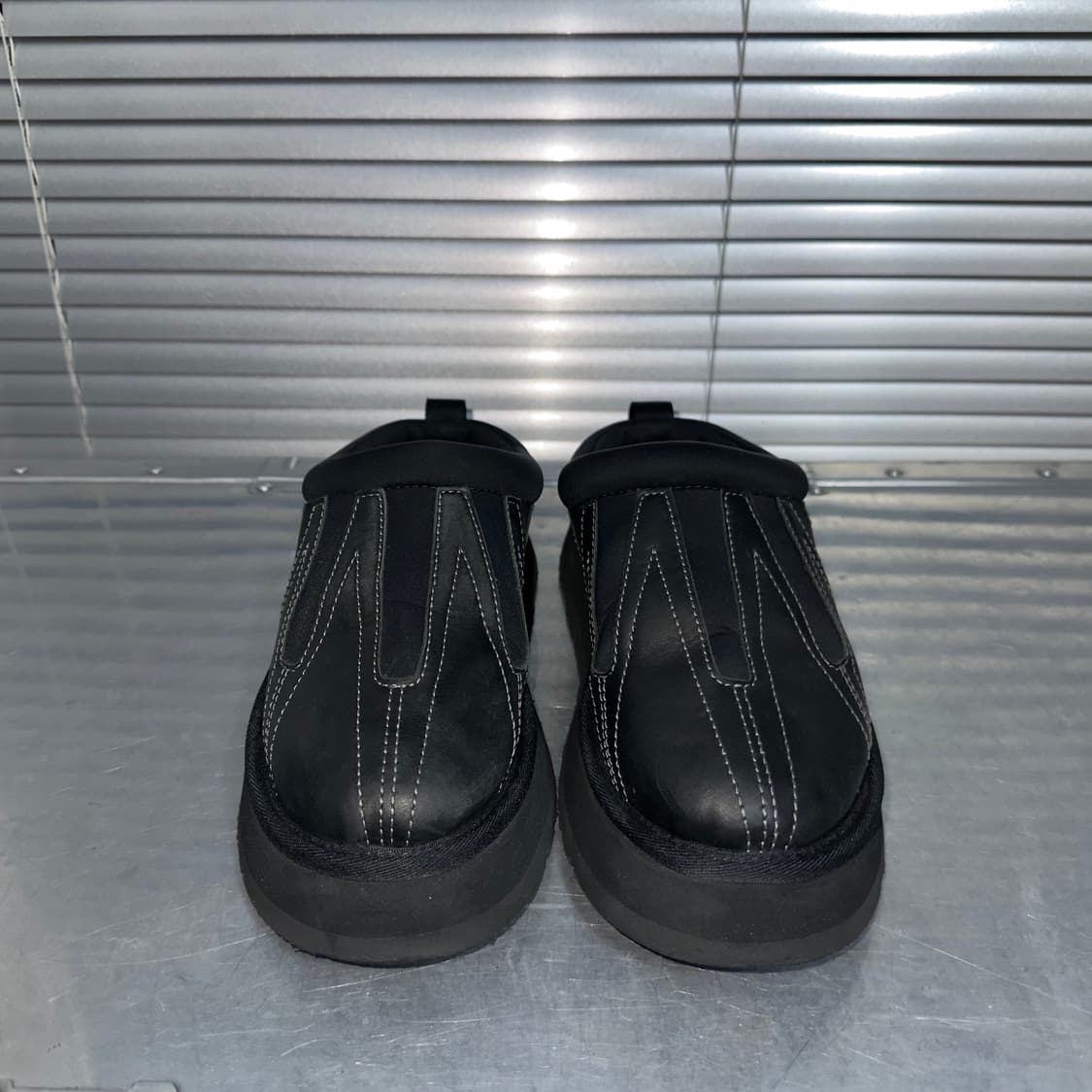 2000s 어그 타즈 선웨이브 가죽 플랫폼 슬리퍼 상품이미지2