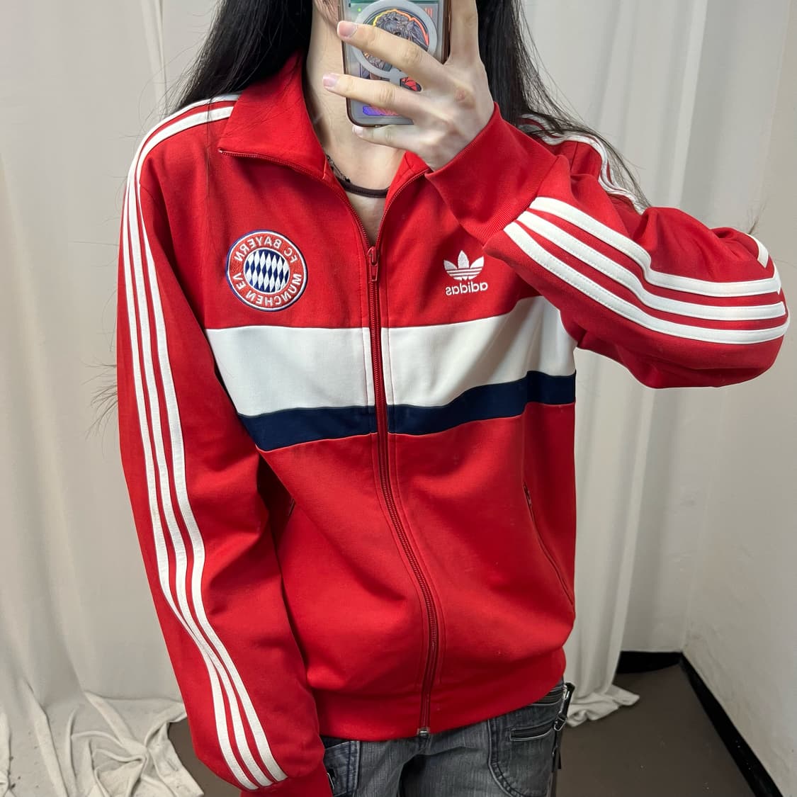 Adidas red Bayern Munich jersey  상품이미지3