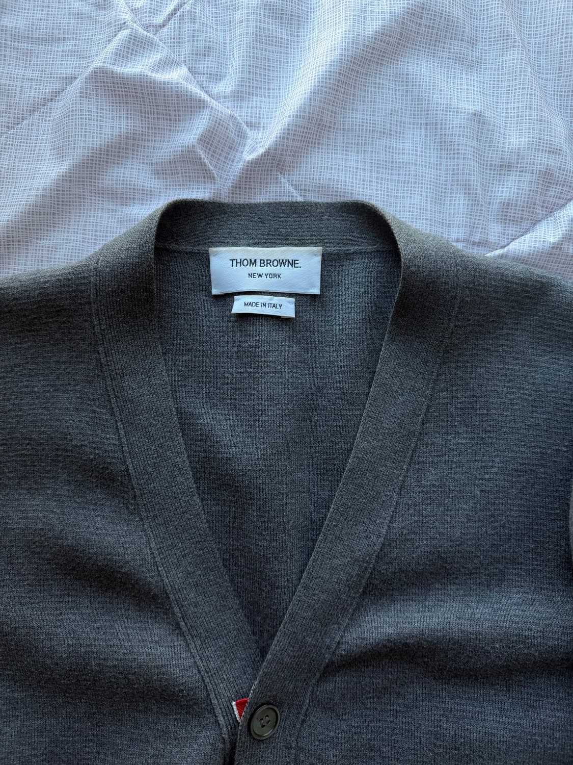 톰브라운 밀라노스티치 가디건 미드그레이 2사이즈 정품 상품이미지4