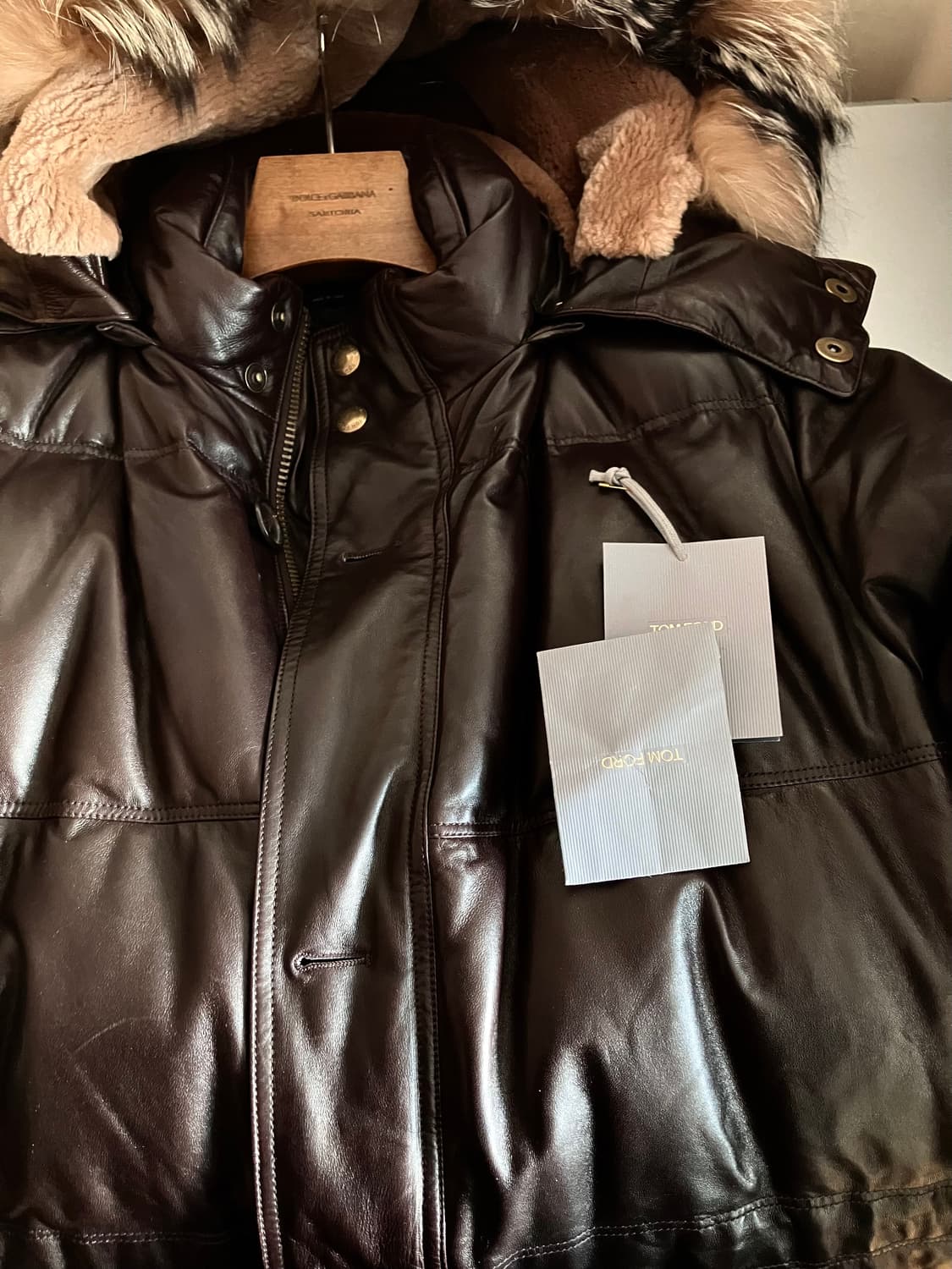 톰포드 가죽 롱패딩 상품이미지10