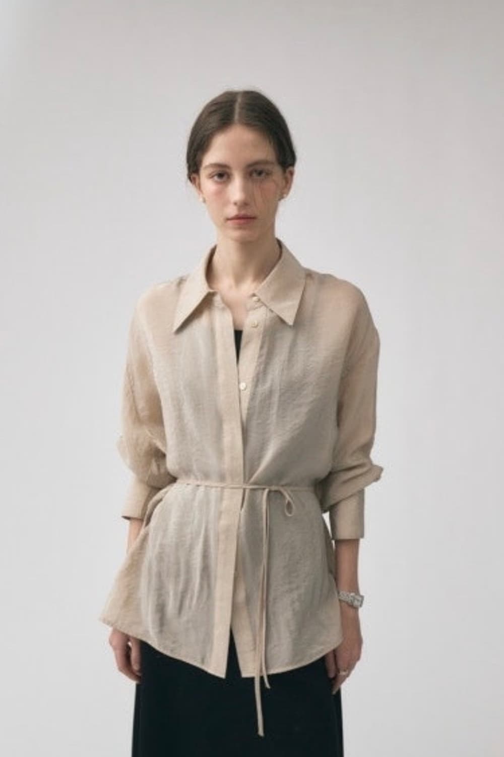 [새상품] 엘로주 드레이프 타이 블라우스 상품이미지2