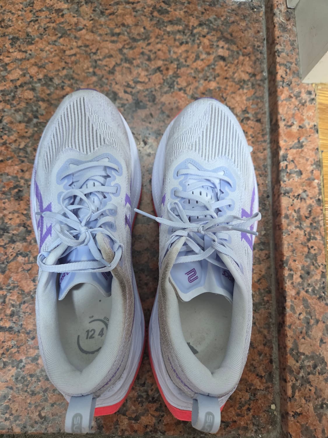 아식스 슈퍼블라스트2 270 사이즈 상품이미지1