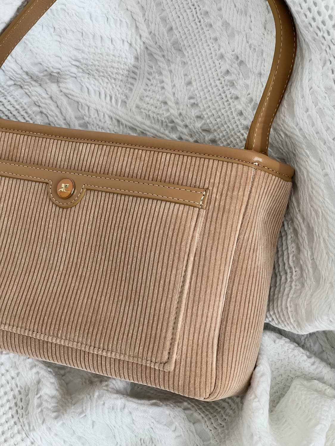 쿠레쥬 베이지 브라운 코듀로이 숄더백 꾸레쥬 상품이미지2