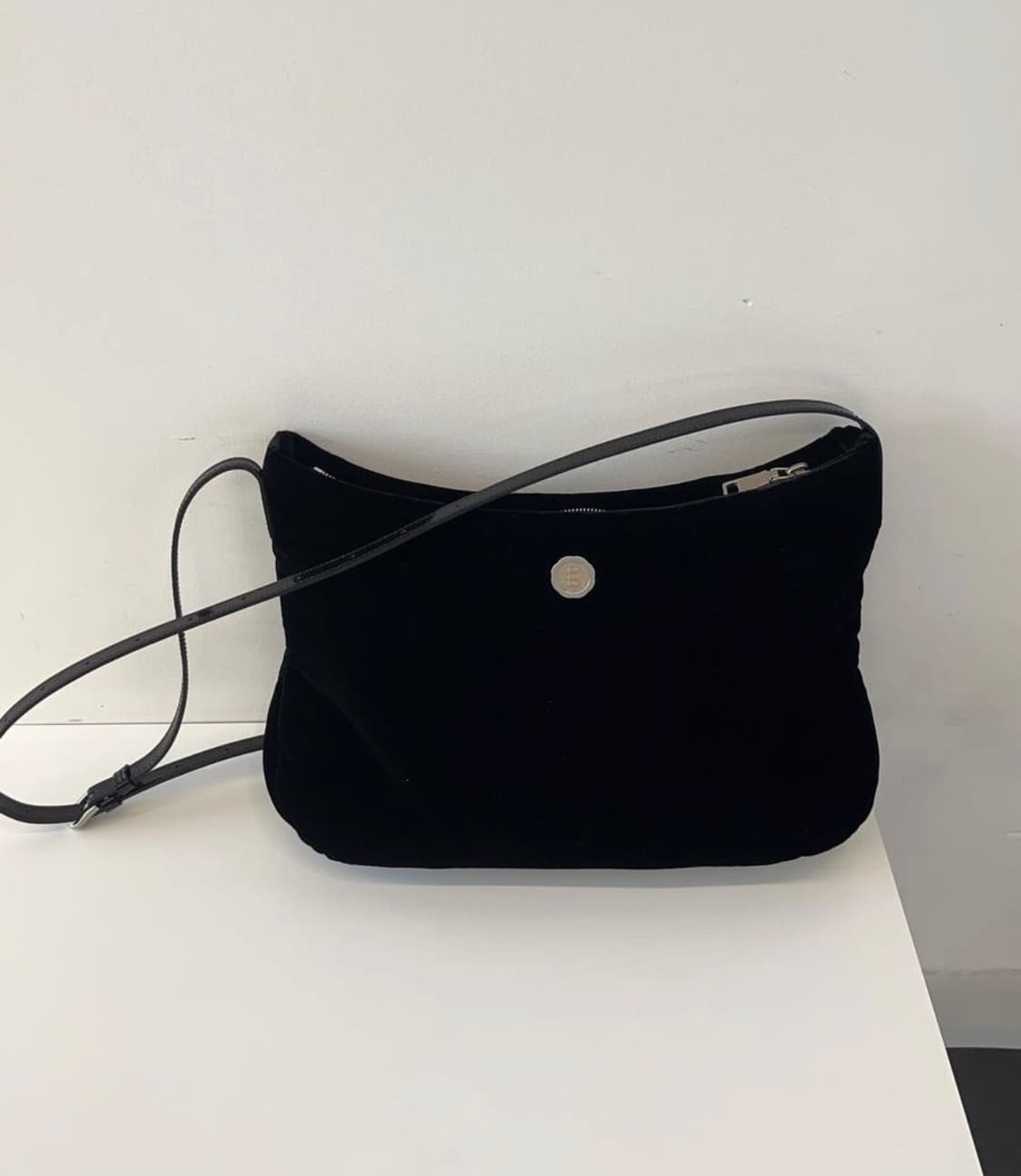 미닛뮤트 클로 소프트 블랙벨 숄더백 상품이미지1