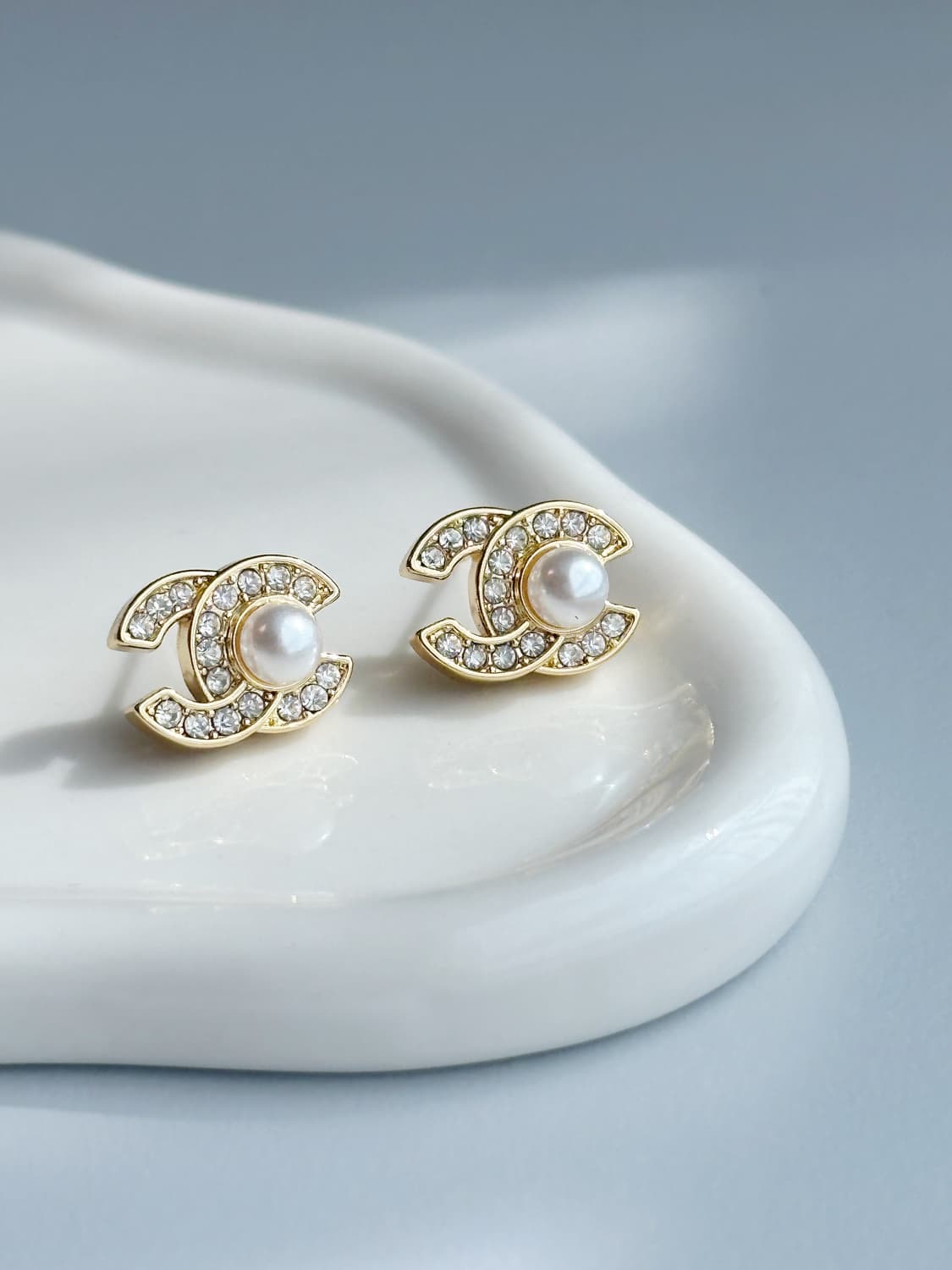 샤넬 진주 포인트 골드 업사이클링 귀걸이 상품이미지2