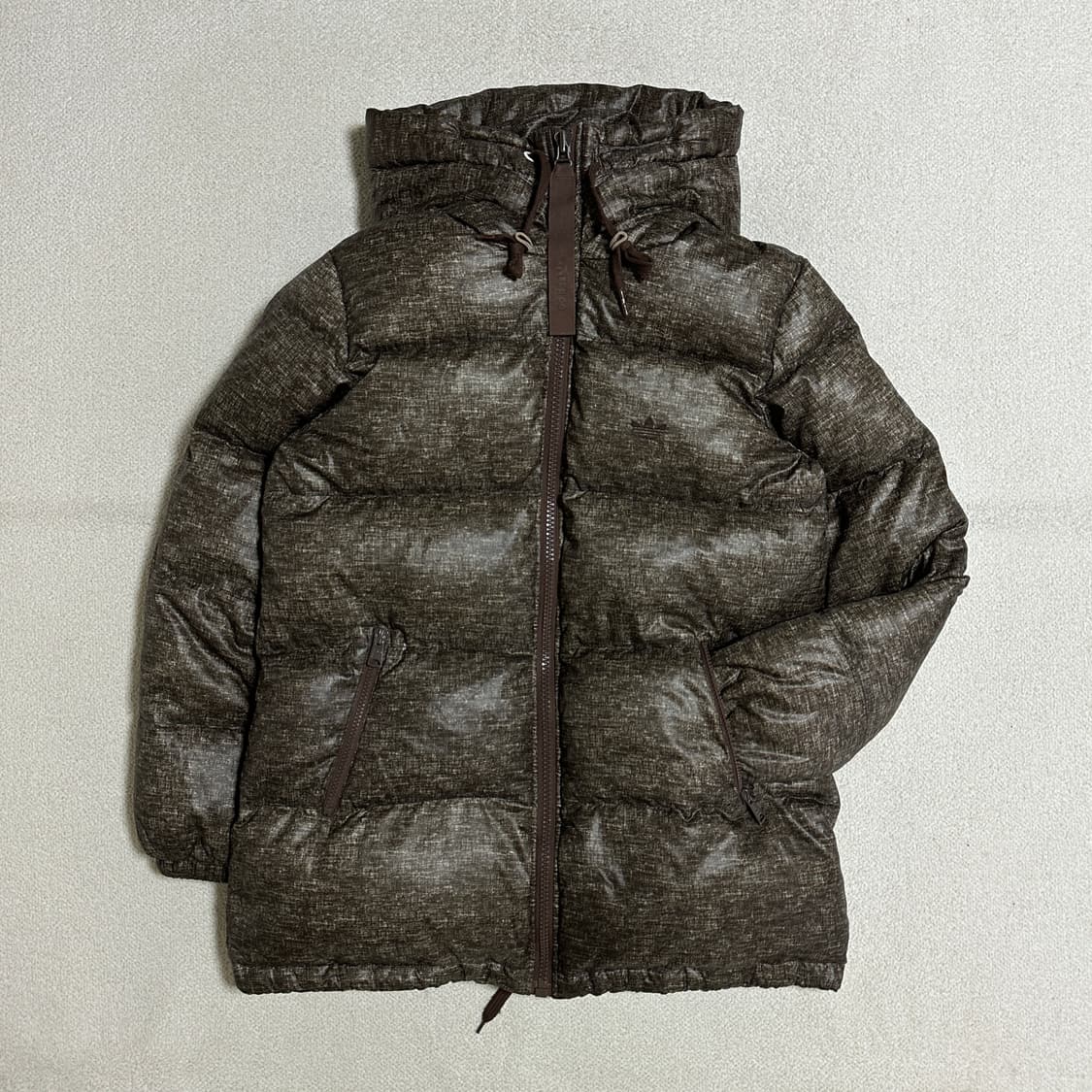 아디다스 CORE D 다운 자켓 상품이미지1