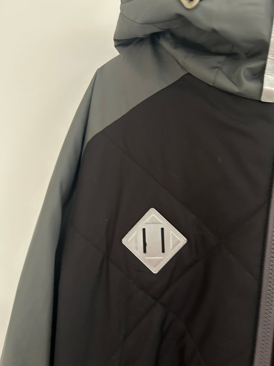 아디다스 돼지코 패딩 상품이미지2