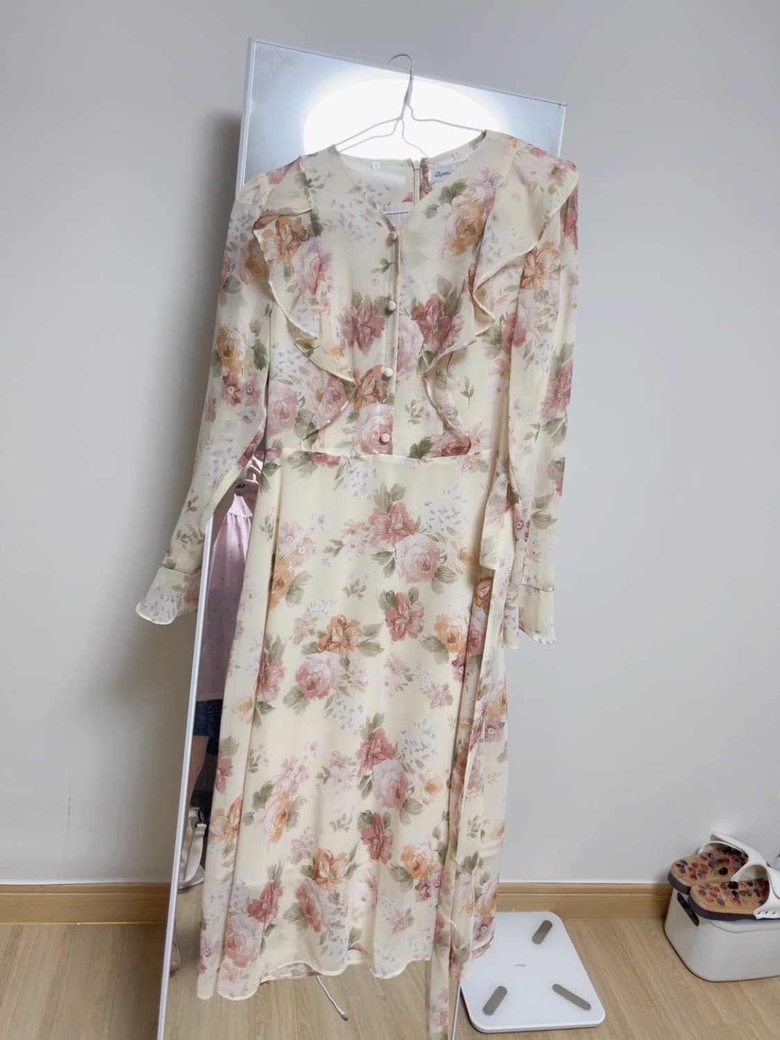 로엠 플라워 원피스 상품이미지1