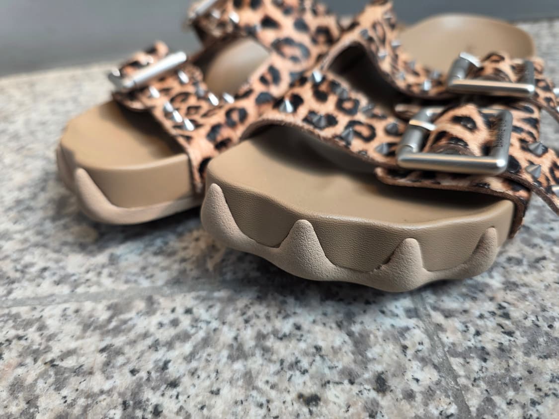 다프네랩 레오파드 샌들 상품이미지5