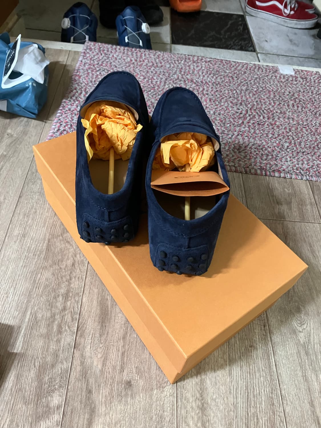 토즈 스웨이드 고미노 드라이빙슈즈 285 상품이미지1