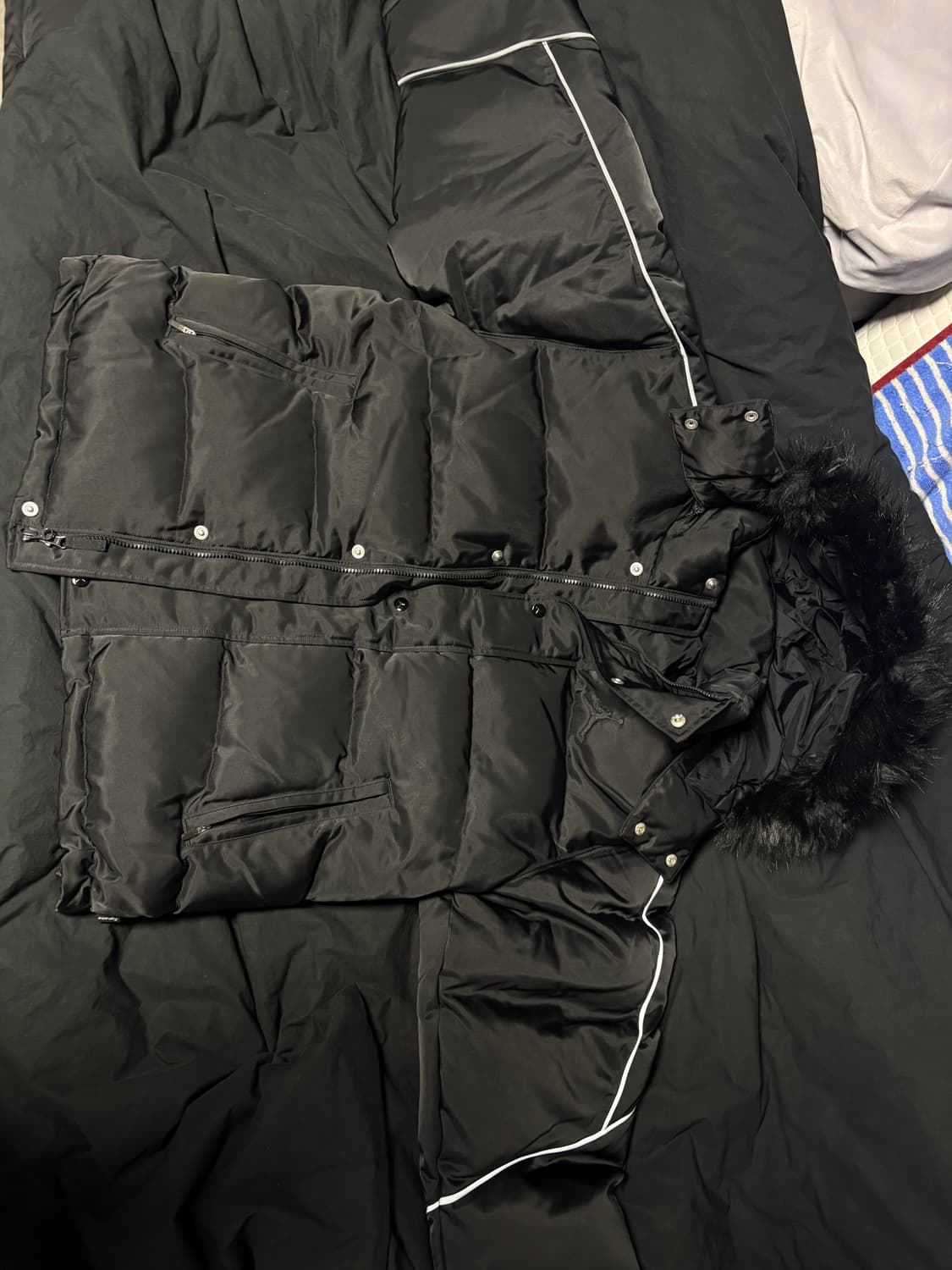 조던 슈프림 패딩 상품이미지1