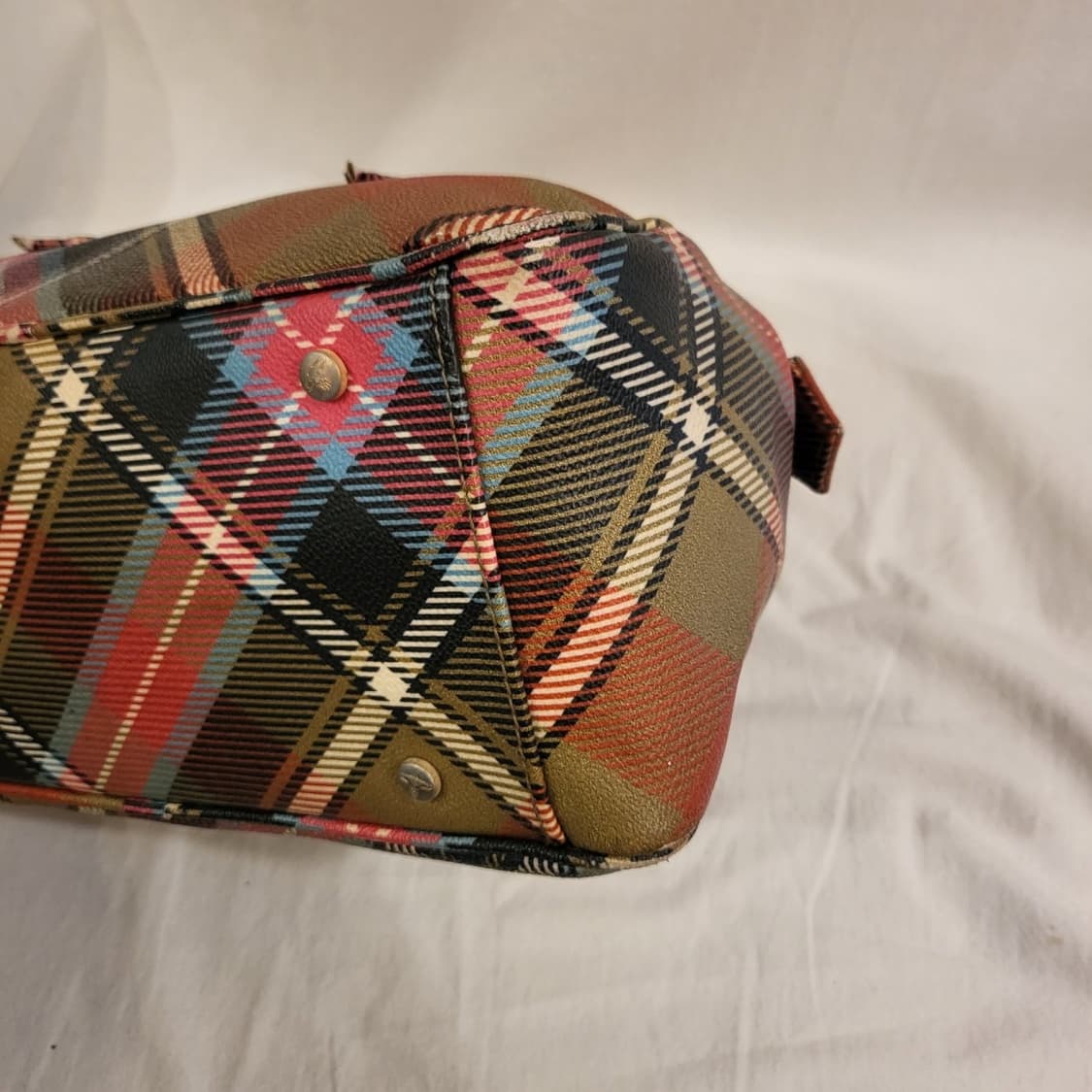 비비안웨스트우드 타탄 체크 토트백 가방 상품이미지4