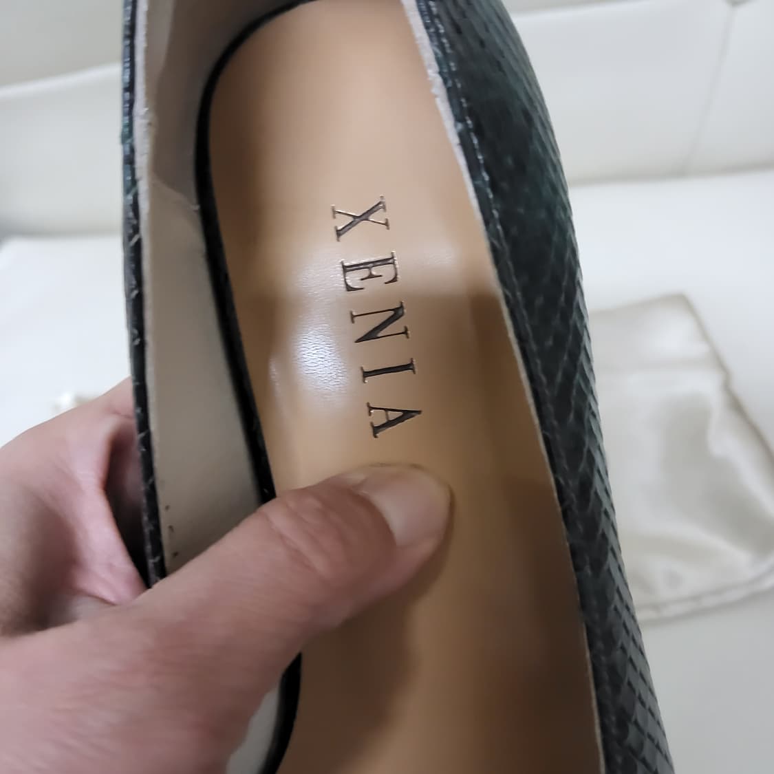 새상품 금강제화 제니아 천연 소가죽 플랫슈즈 여자 구두 235 네고가능 상품이미지2