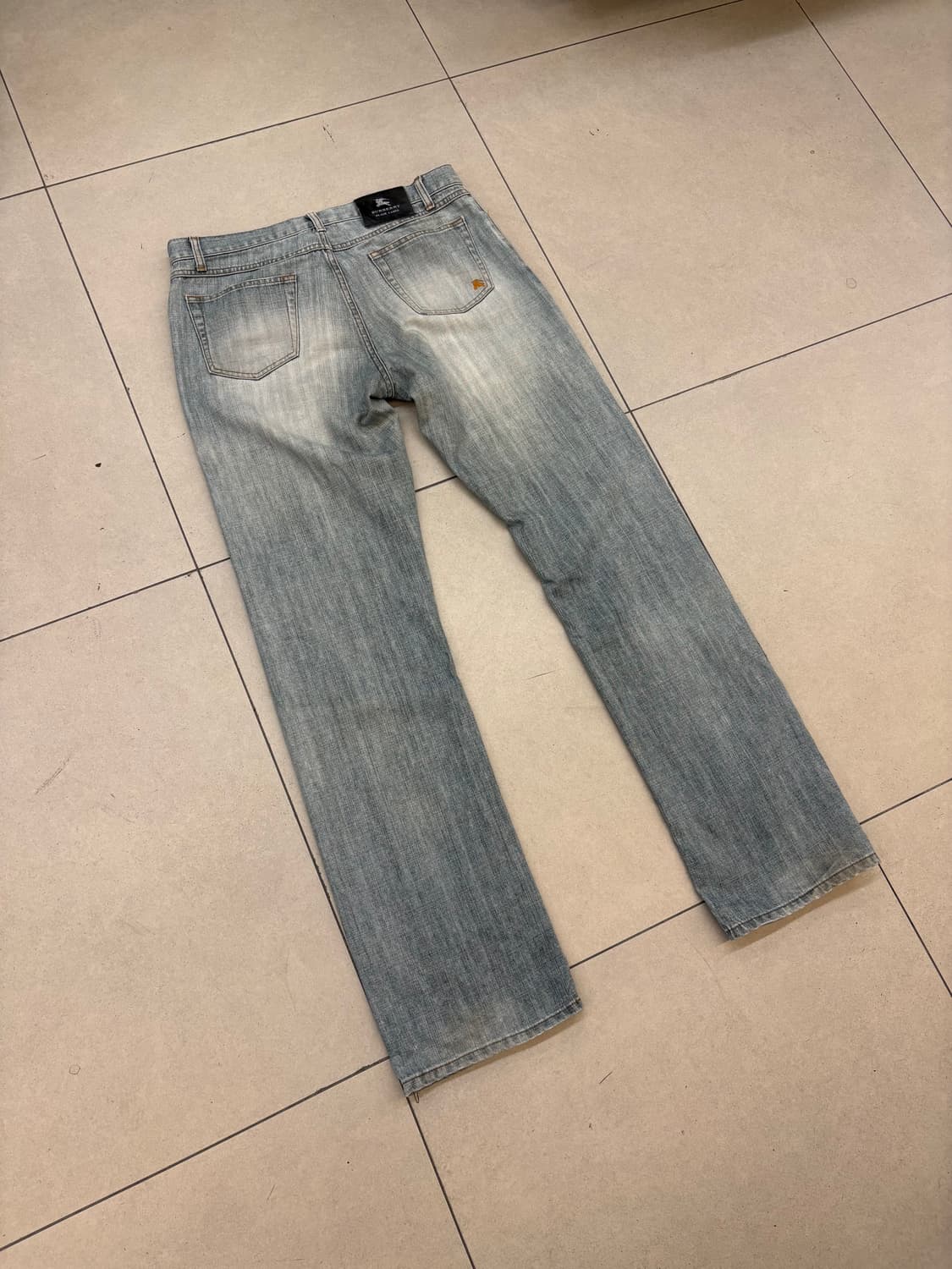 버버리 블랙라벨 워싱 데님팬츠 상품이미지7