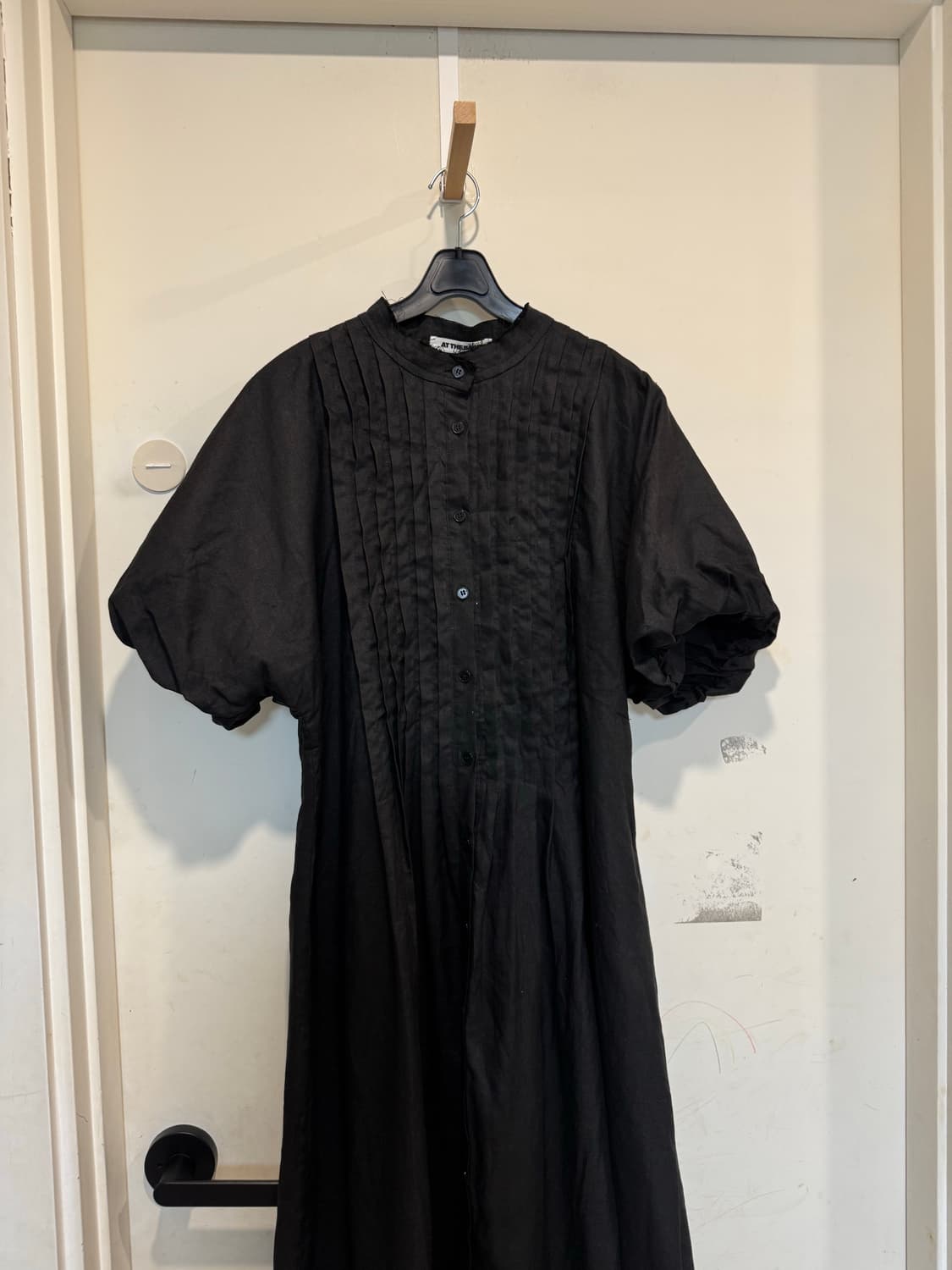 엣더베이글 린넨100% 핀턱 롱원피스 상품이미지2