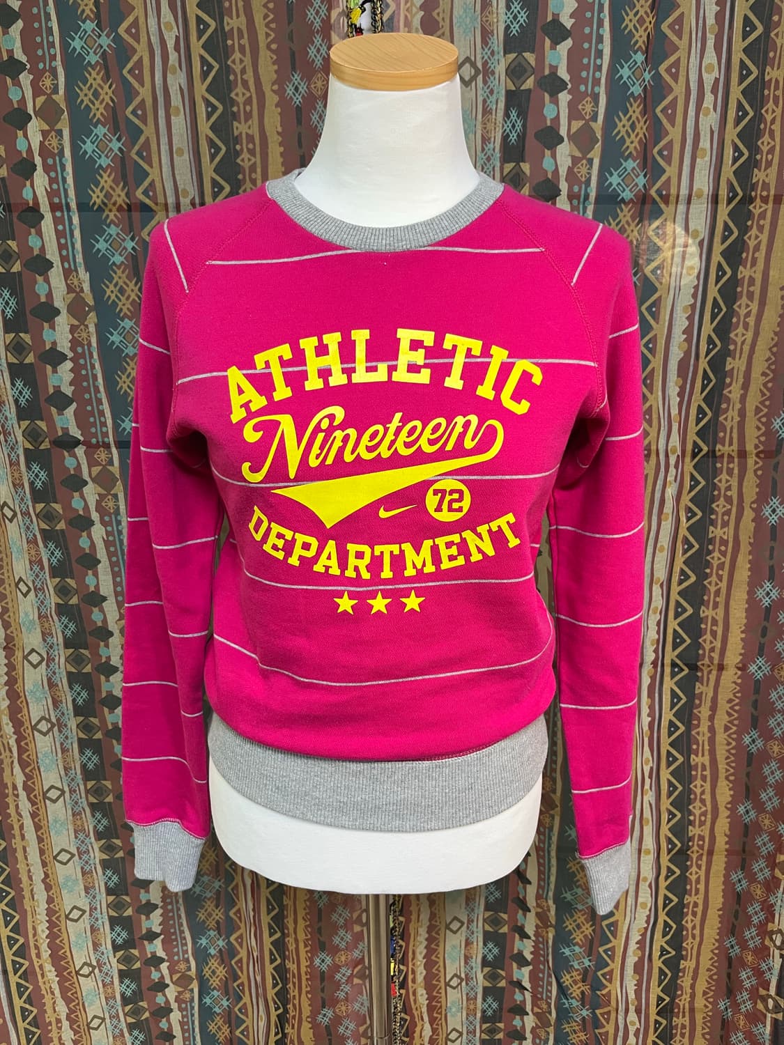 Nike 나이키 올드스쿨 핑크 맨투맨 상품이미지4