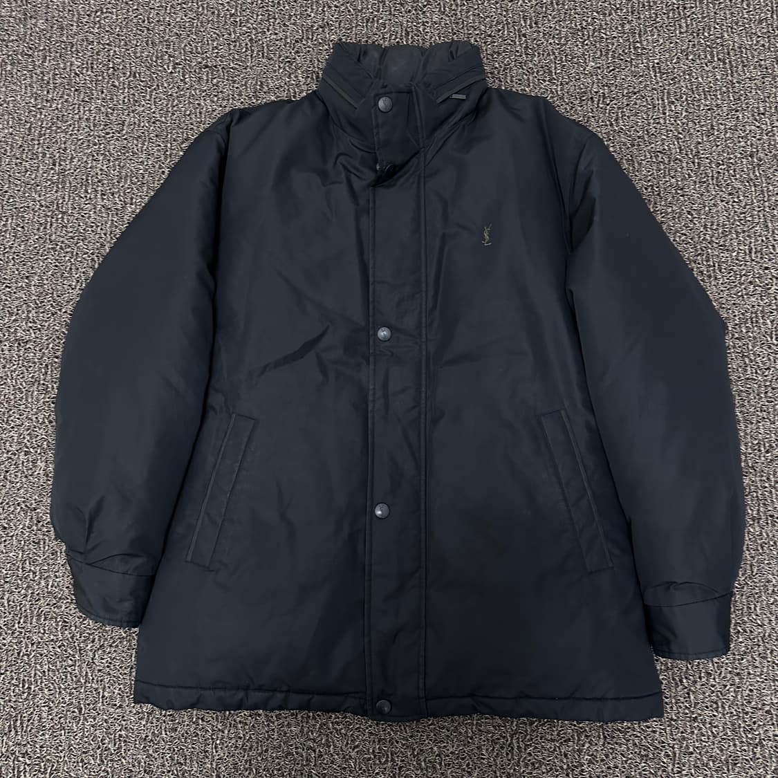 입생로랑 구스다운 패딩 점퍼 블랙 95(M) 상품이미지1