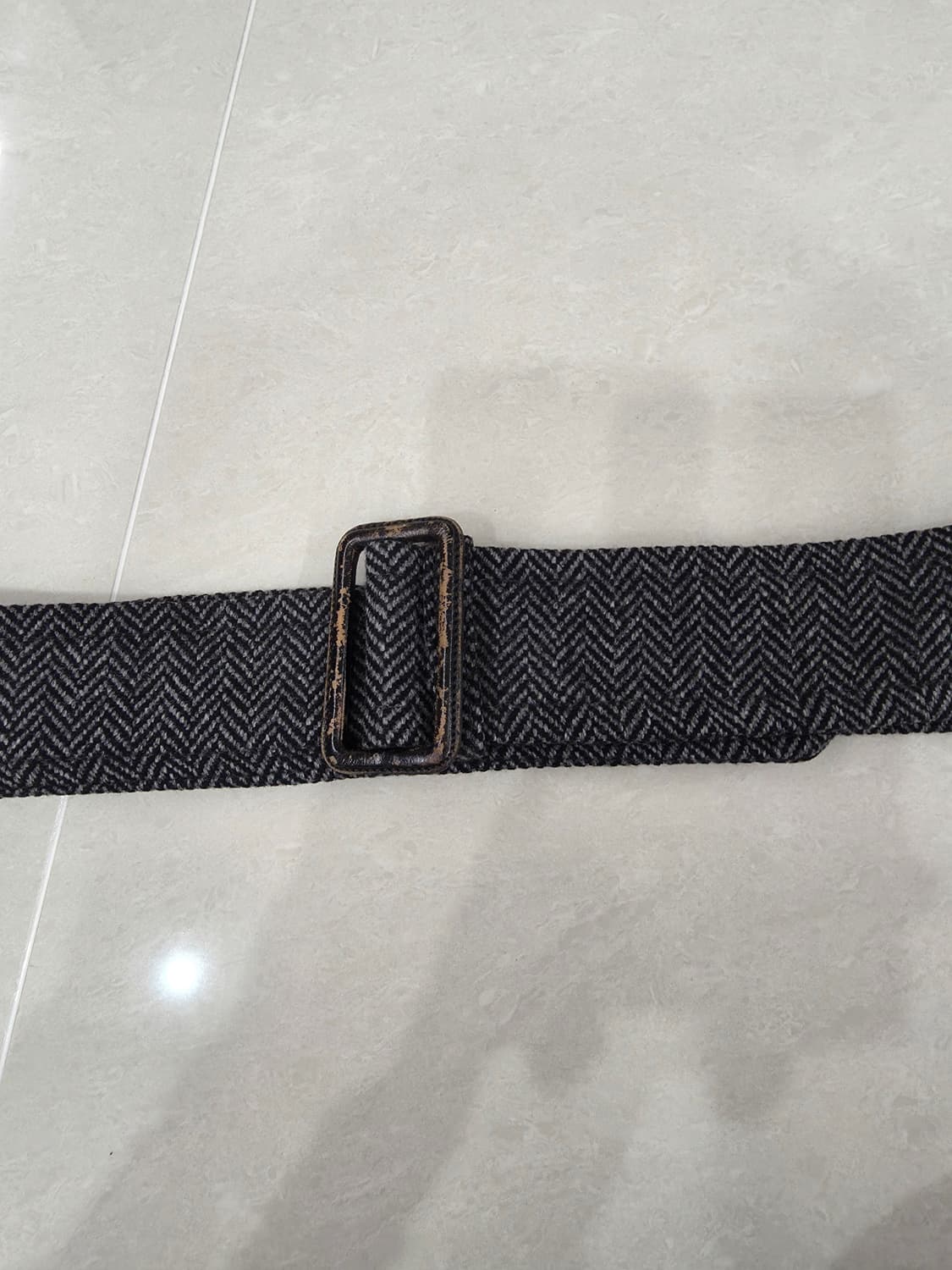 버버리 헤링본 트위드 코트 상품이미지4