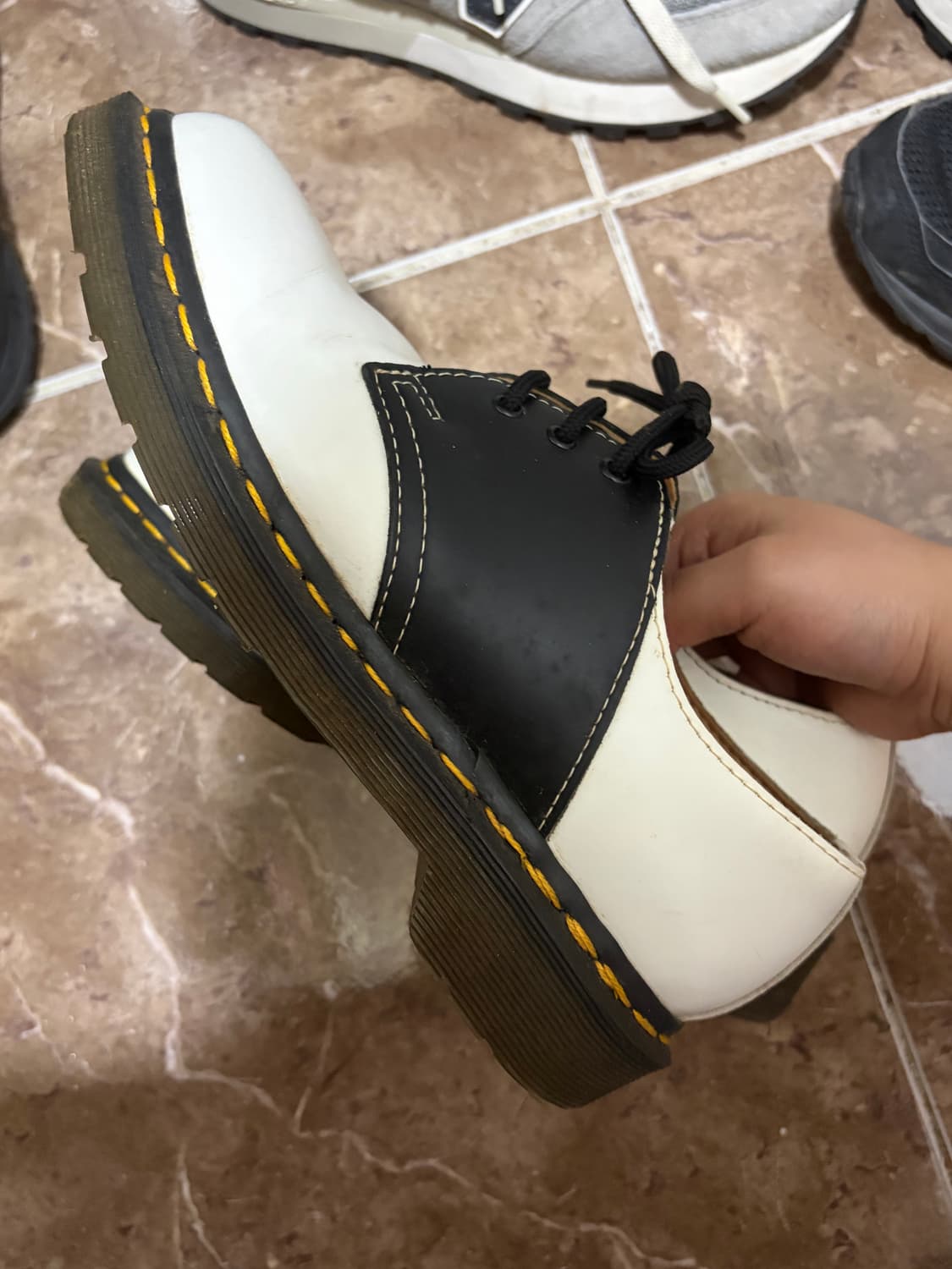 꼼데가르송x닥터마틴 1461 더비슈즈 상품이미지2