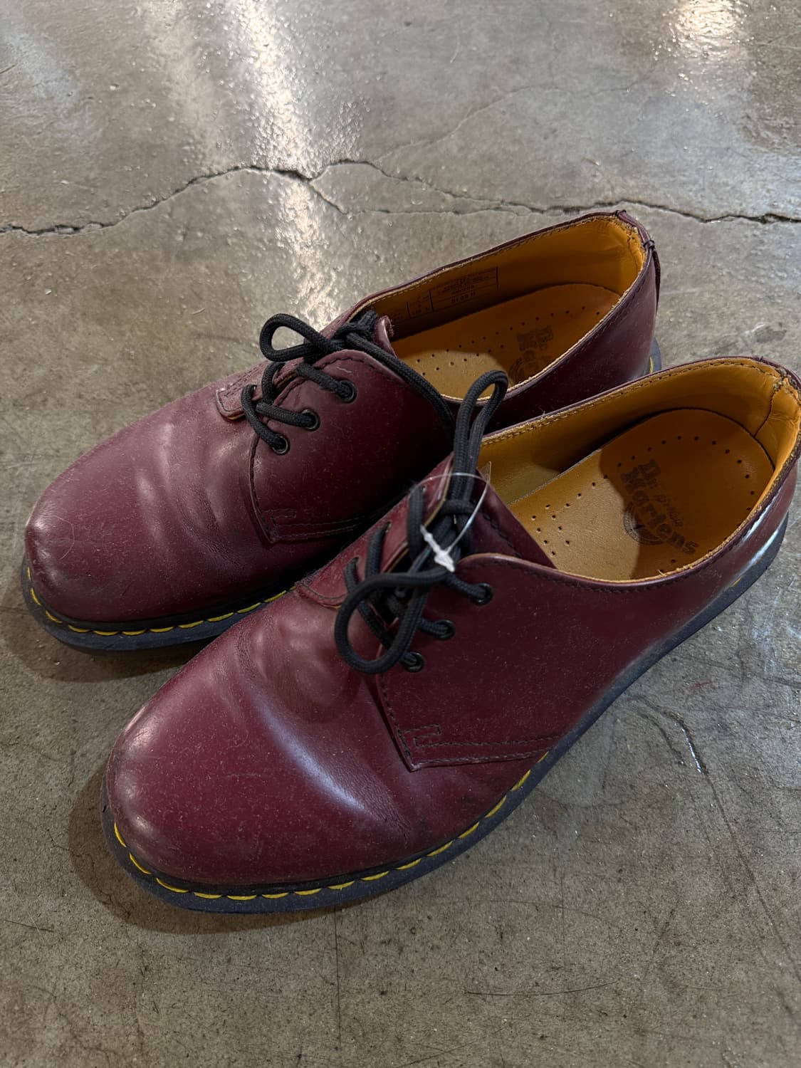 닥터마틴 3홀 체리레드  250mm 상품이미지3