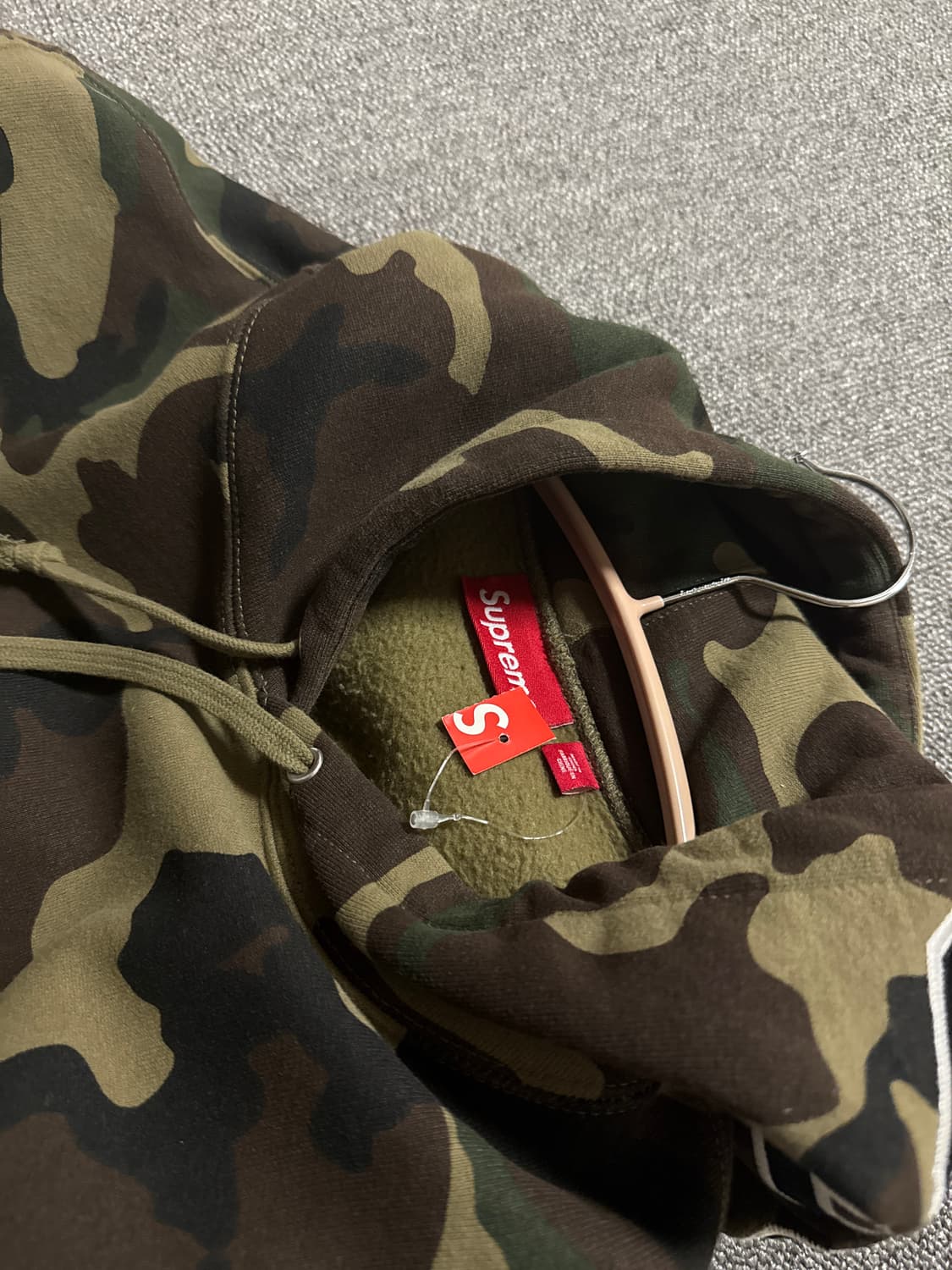 슈프림 팀 94 후드 스웨트셔츠 우드랜드 카모 - 25SS 상품이미지2