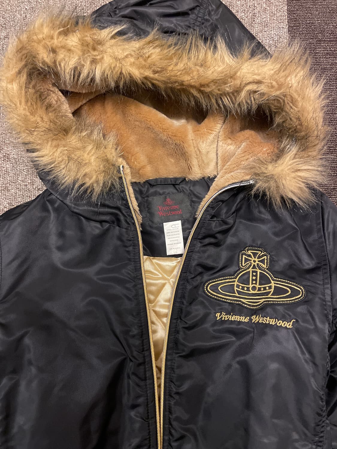 비비안 웨스트우드 퍼 다운 자켓  상품이미지2