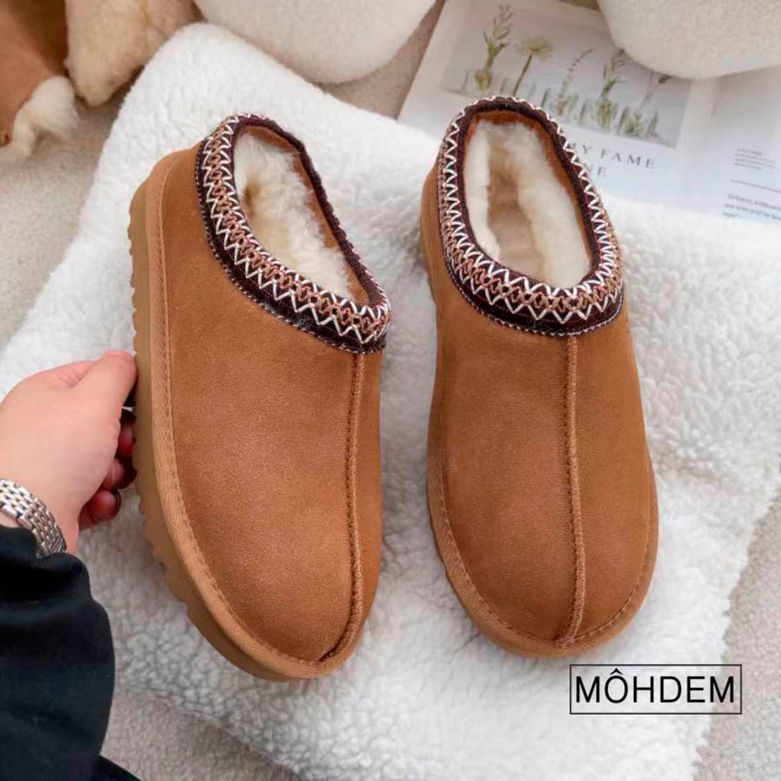 [한정수량] 타스 어그 뮬 블로퍼 상품이미지1