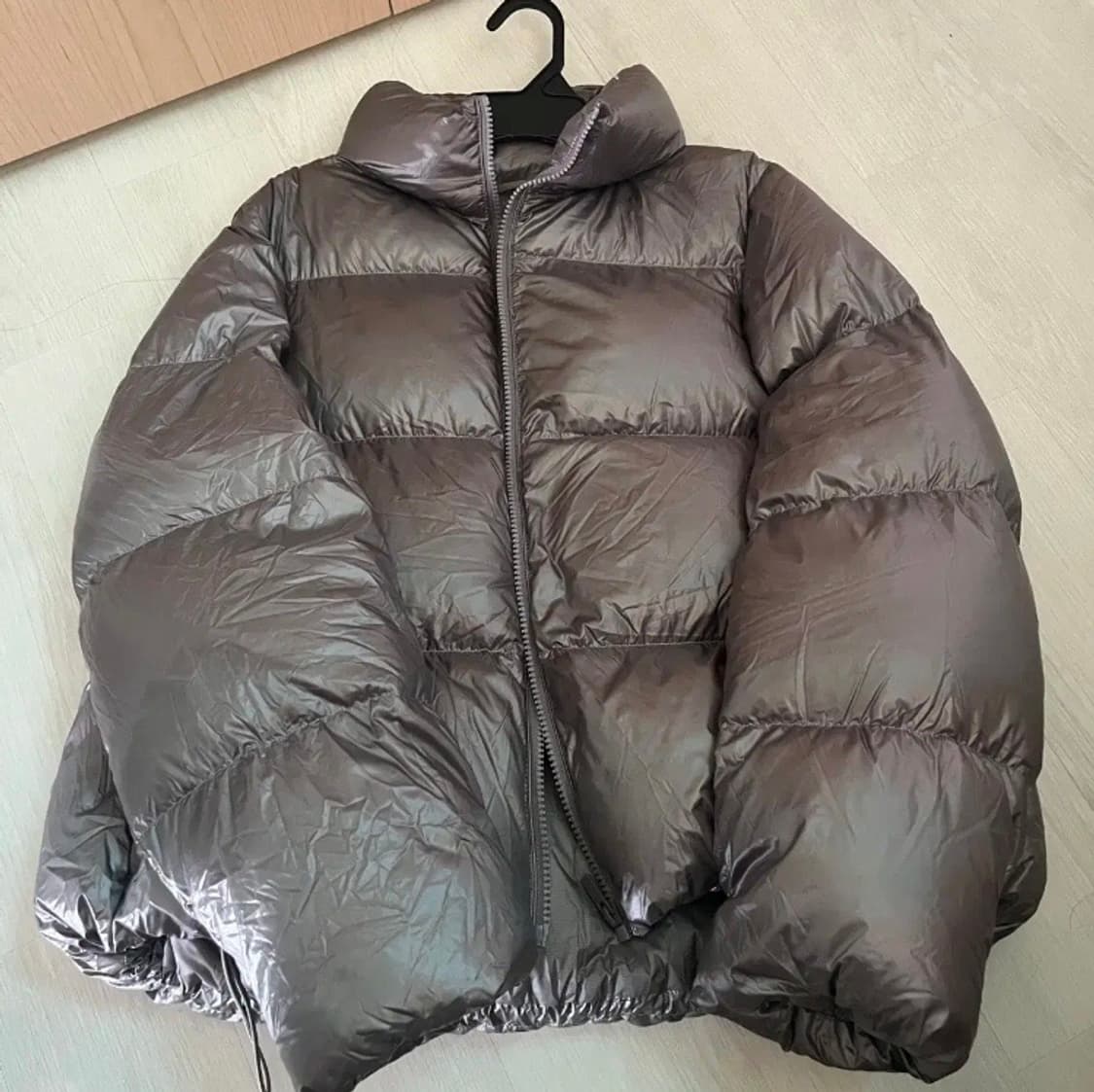 유니클로 샤이니 푸퍼 패딩 상품이미지2