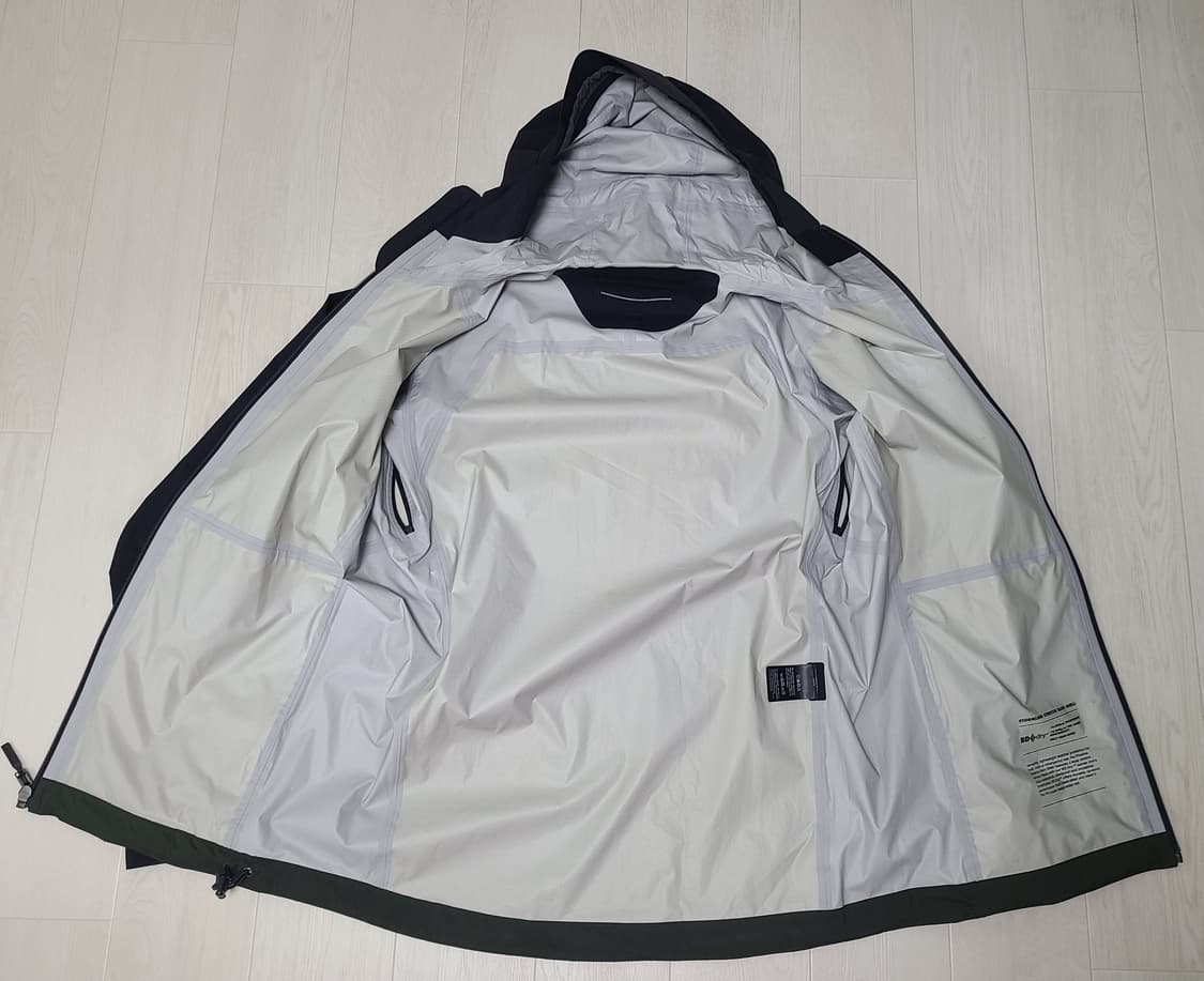 블랙다이아몬드 스톰라인 하드쉘 상품이미지3