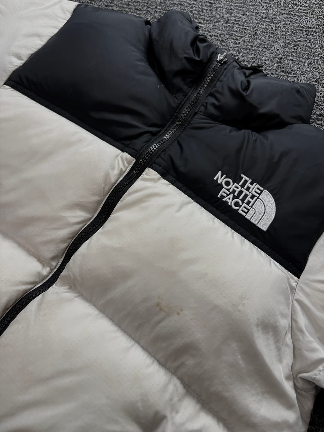 노스페이스 눕시 다운 푸퍼 패딩 화이트 1439 상품이미지6