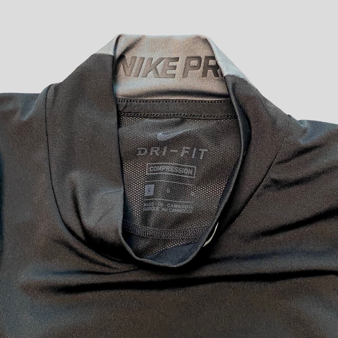 (L)나이키 프로 드라이핏 하이넥 긴팔티셔츠 상품이미지3