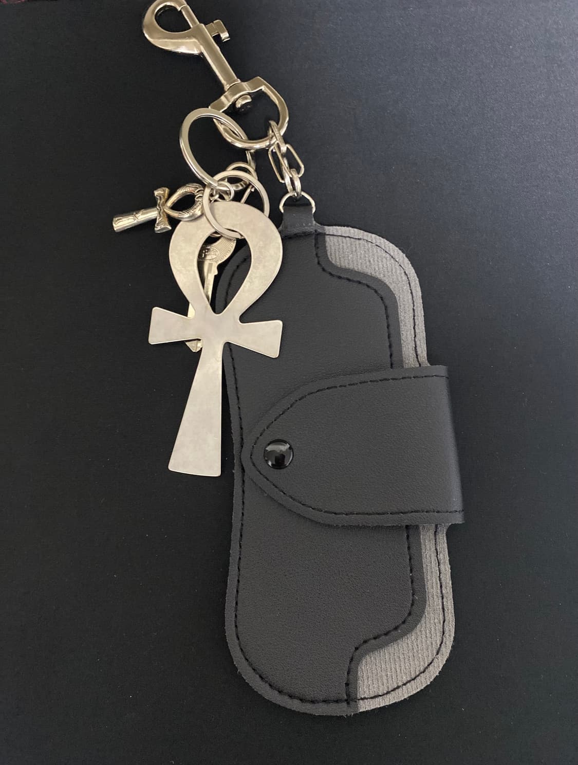 블랙 선글라스 케이스 키체인 상품이미지2