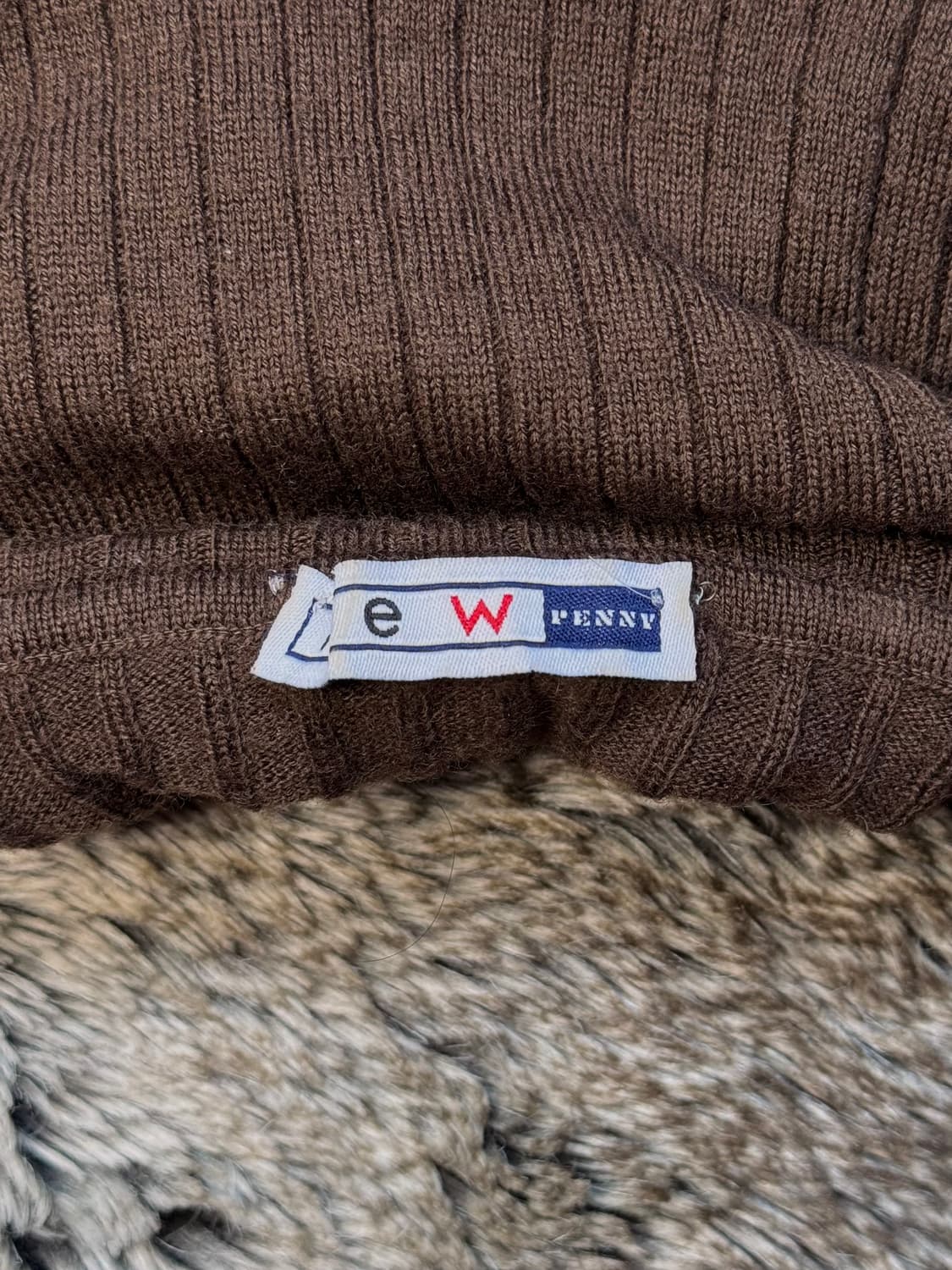 NEW PENNY BROWN TURTLENECK 상품이미지3